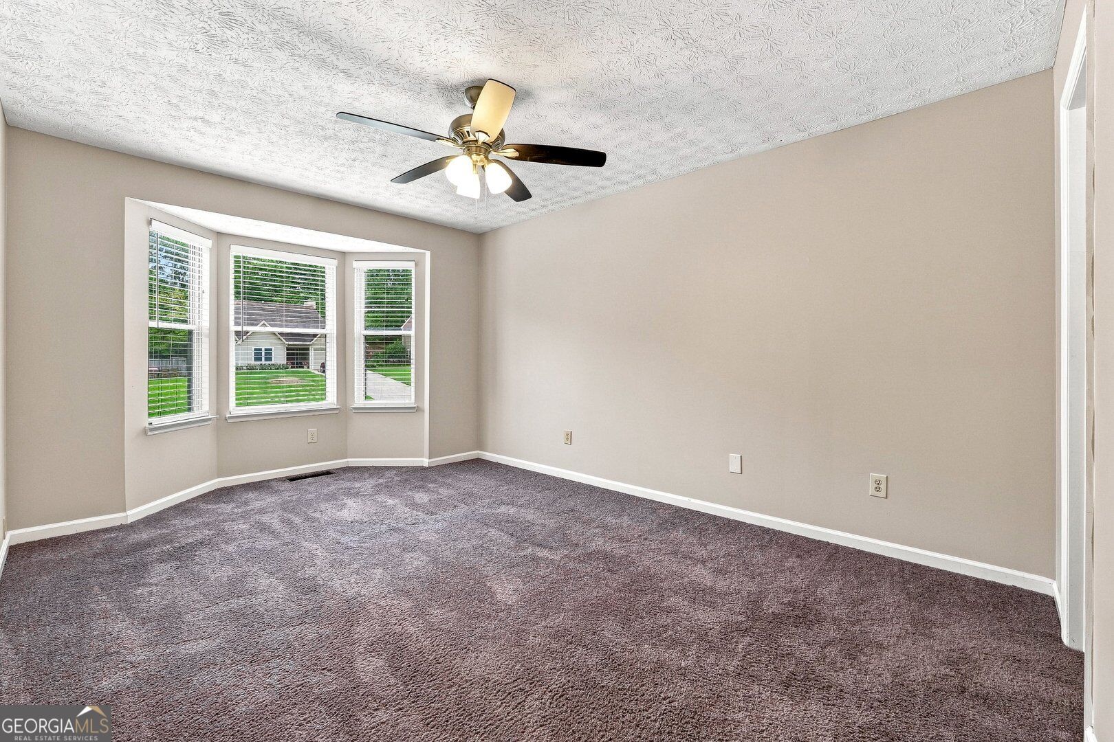 10450 Summer Creek Drive Property Photo 12