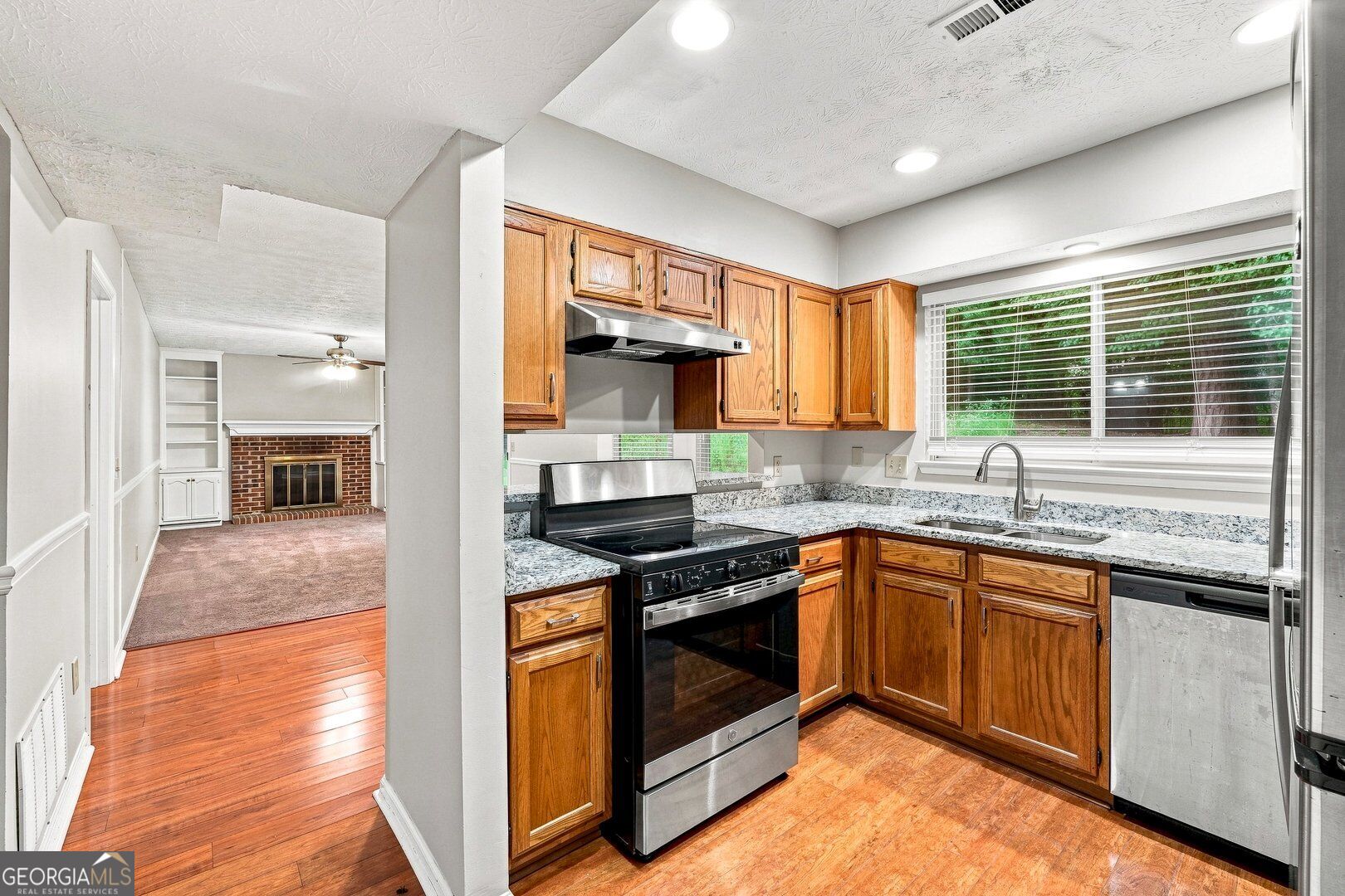 10450 Summer Creek Drive Property Photo 16