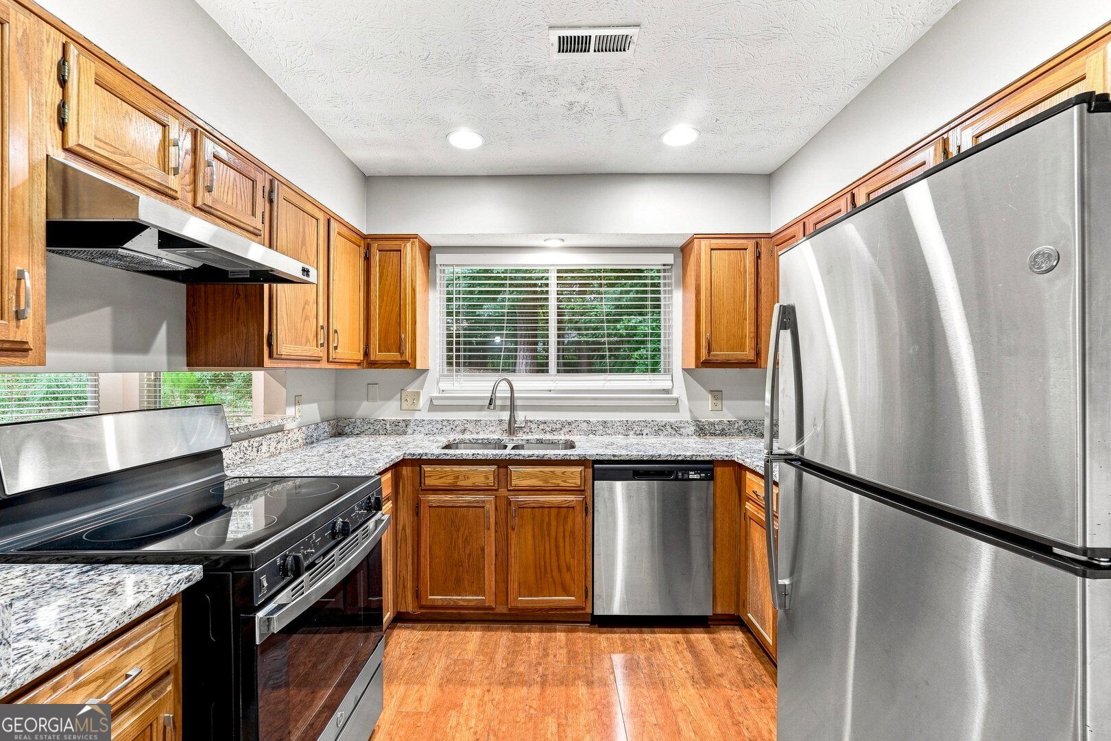 10450 Summer Creek Drive Property Photo 17