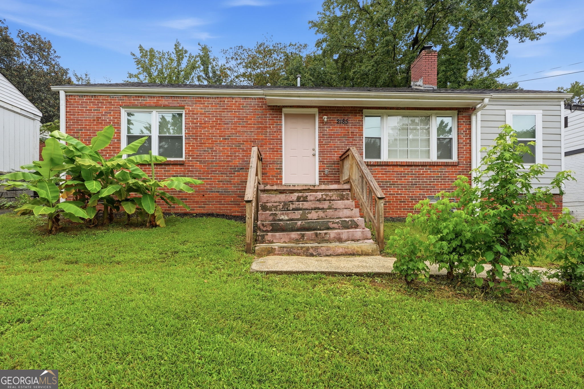 2185 Glenwood Avenue SE Property Photo 1