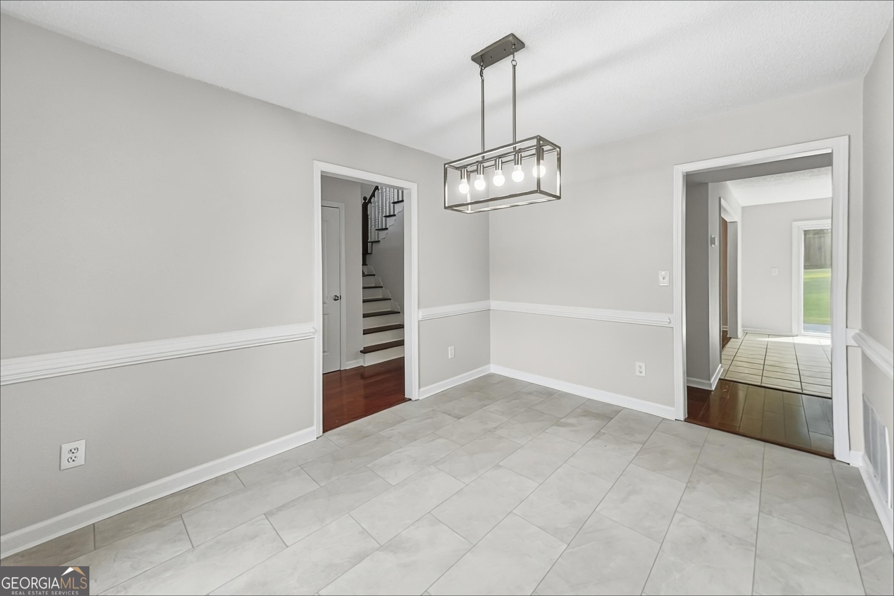 509 Horseshoe Circle Property Photo 4