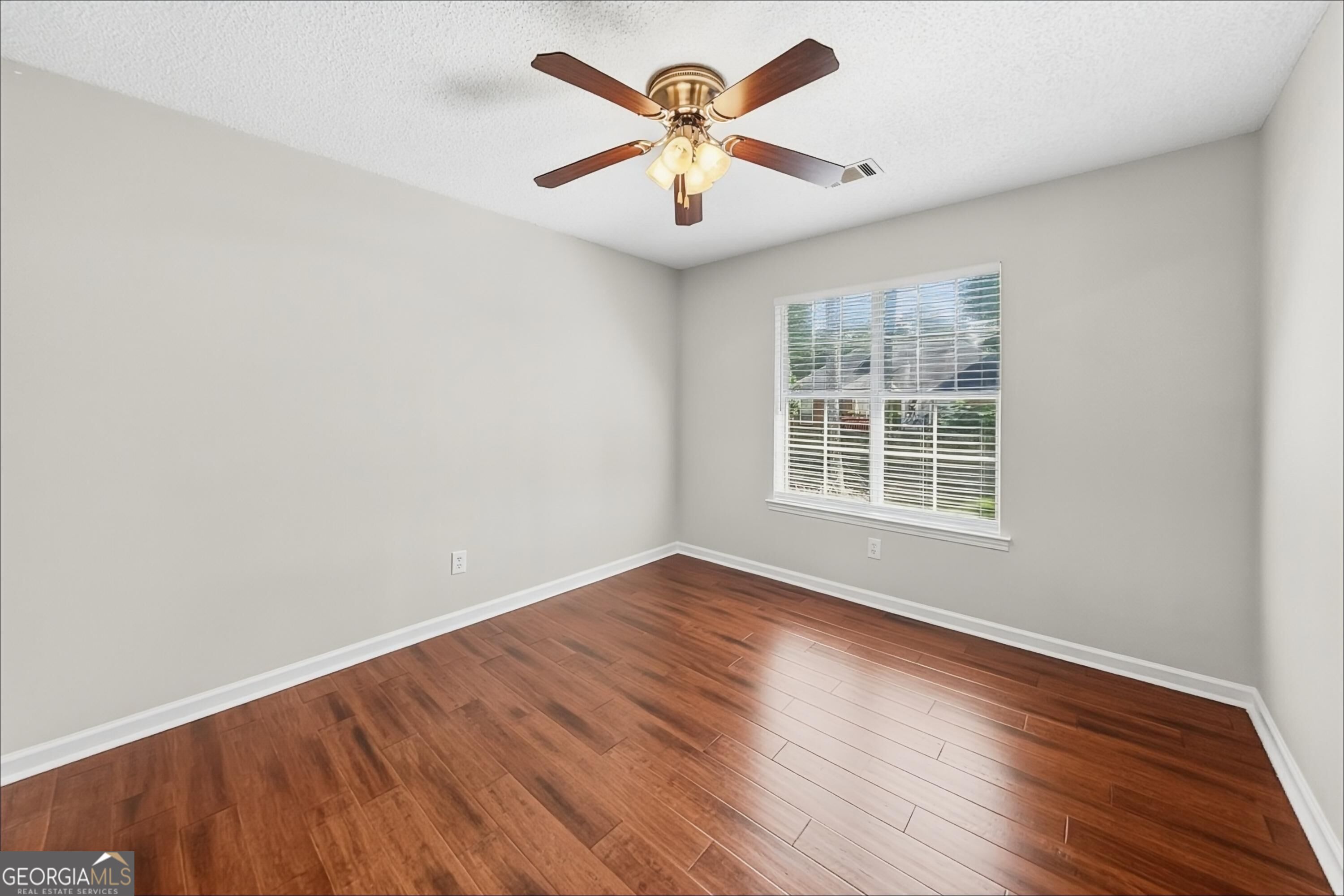 509 Horseshoe Circle Property Photo 13