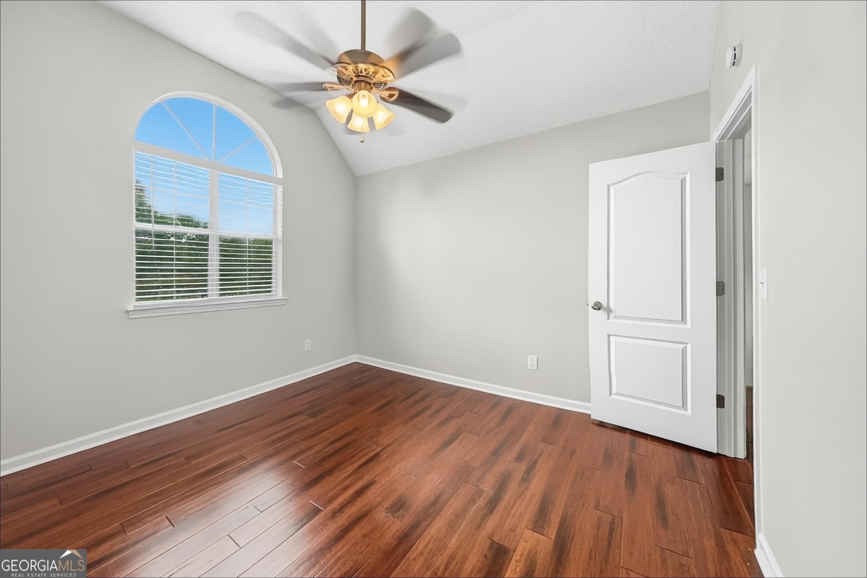 509 Horseshoe Circle Property Photo 16