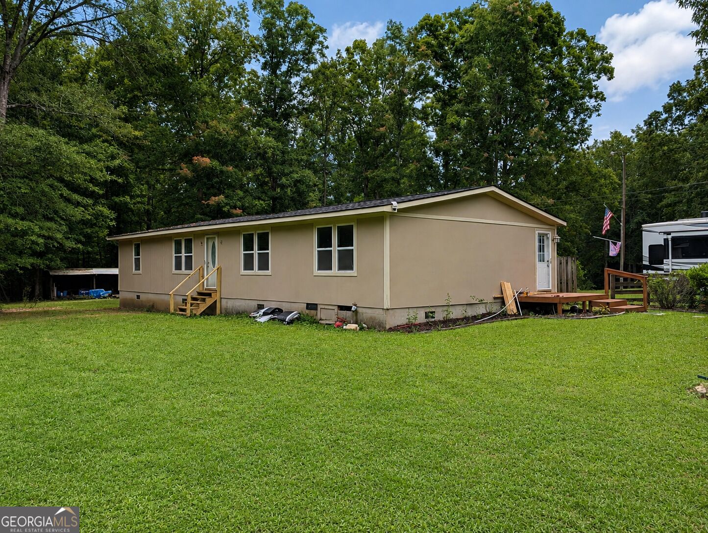 139 Shady Brook Lane Property Photo 1