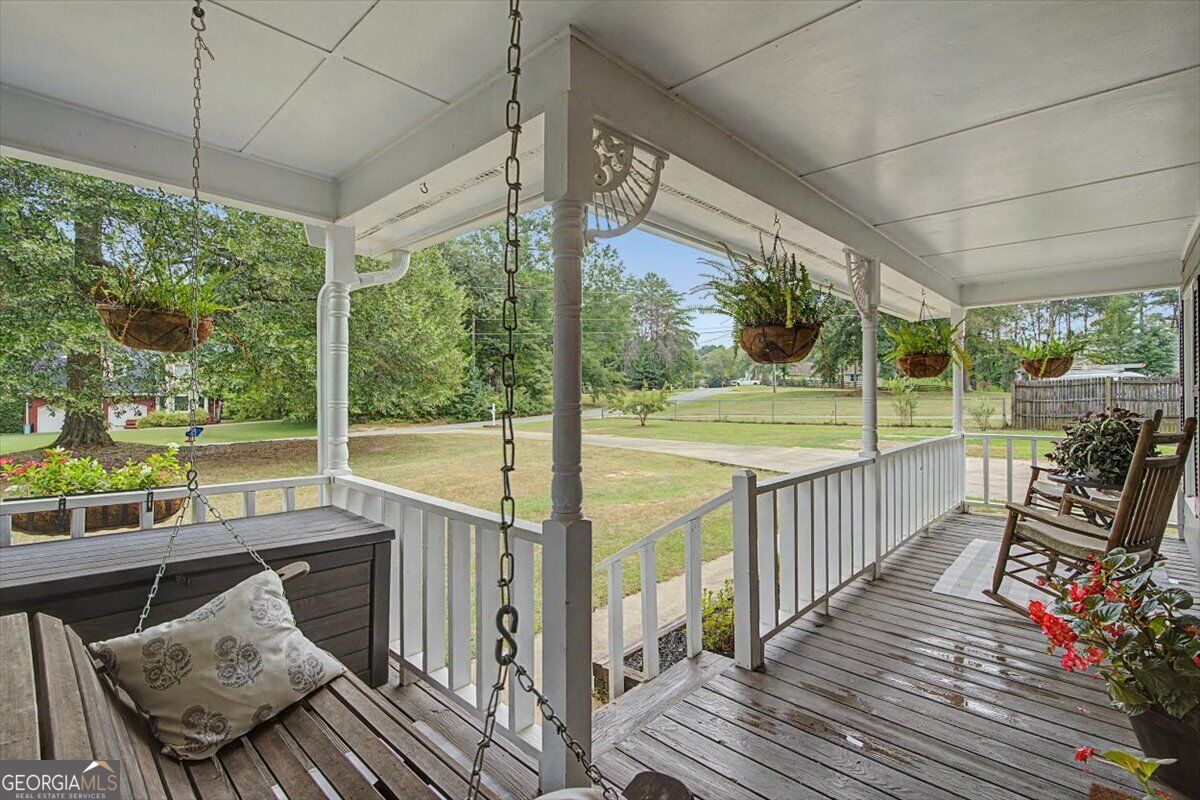 175 Main Line Road Property Photo 7