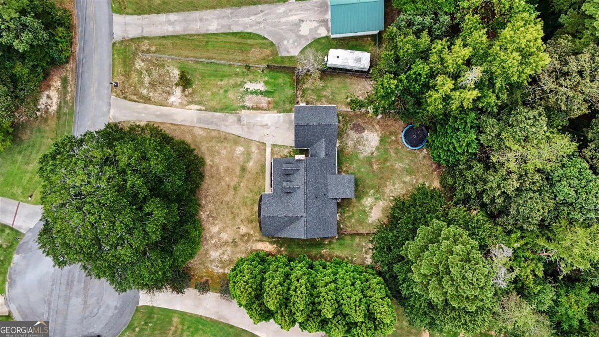 175 Main Line Road Property Photo 44