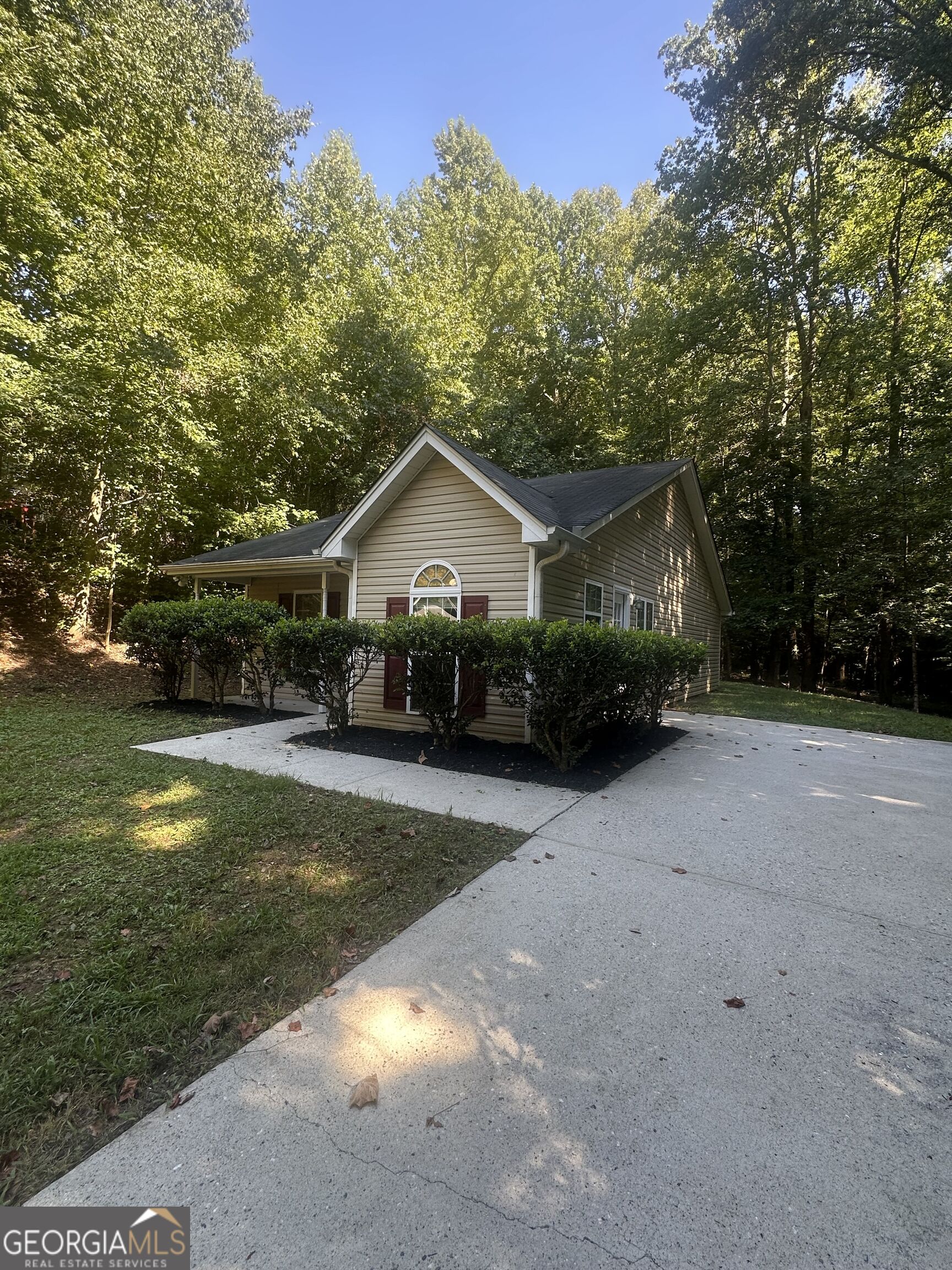 69 Autumn Drive Property Photo 1