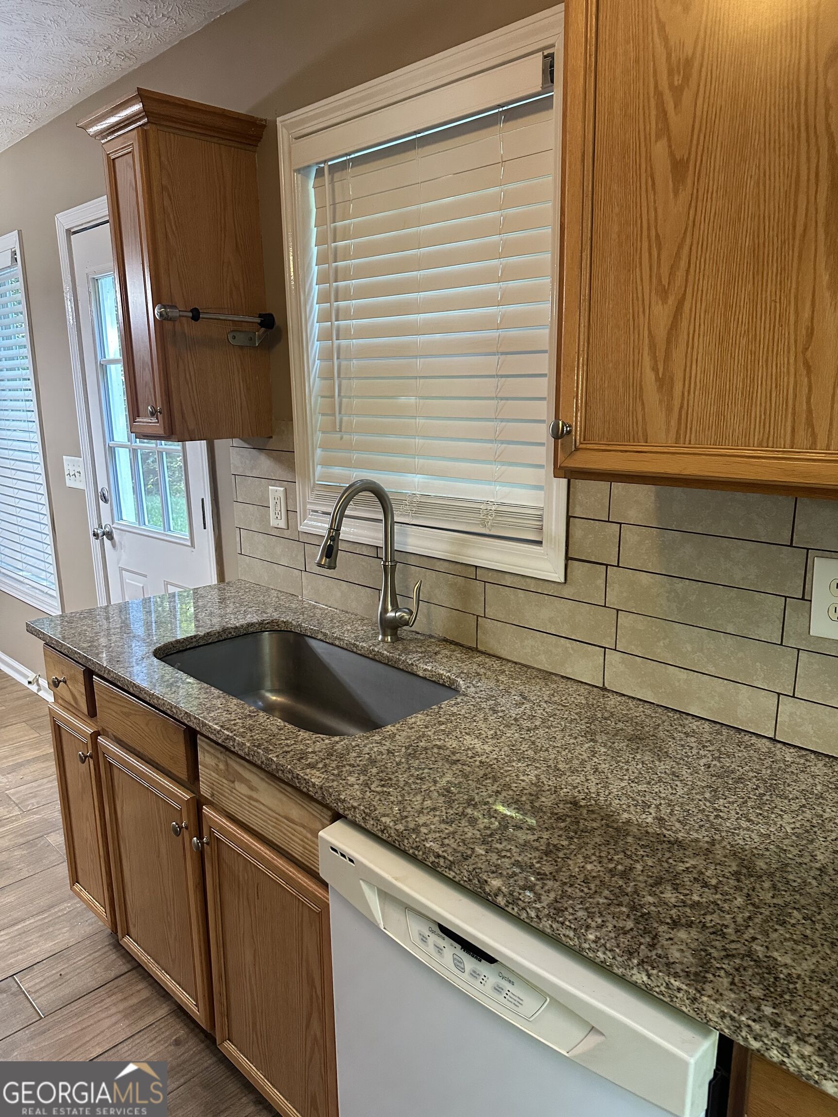 69 Autumn Drive Property Photo 6