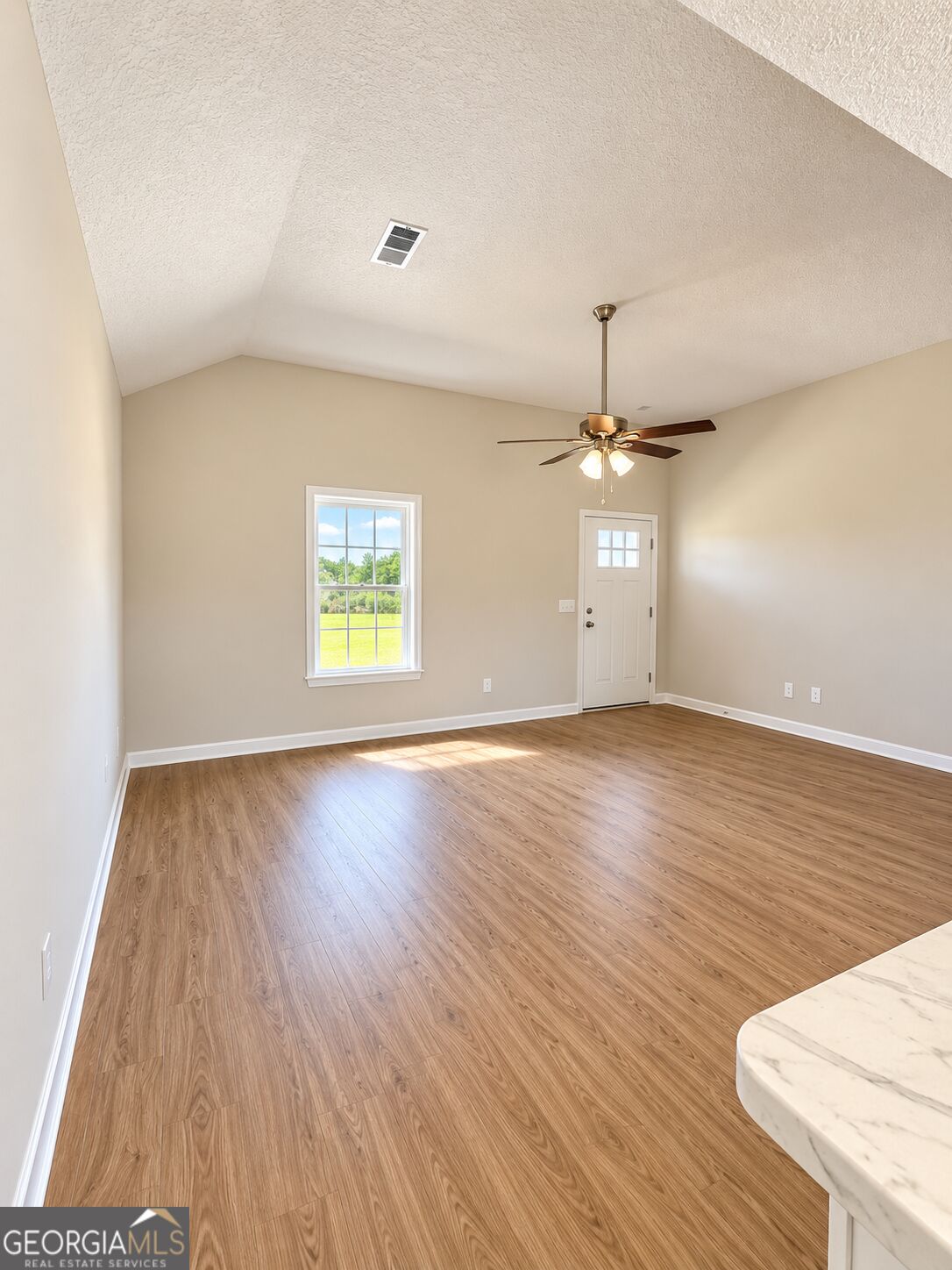 509 Nickies Way Property Photo 5