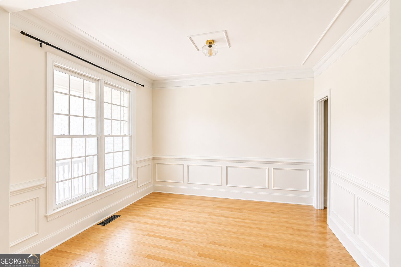 1201 Westminster Way Property Photo 20