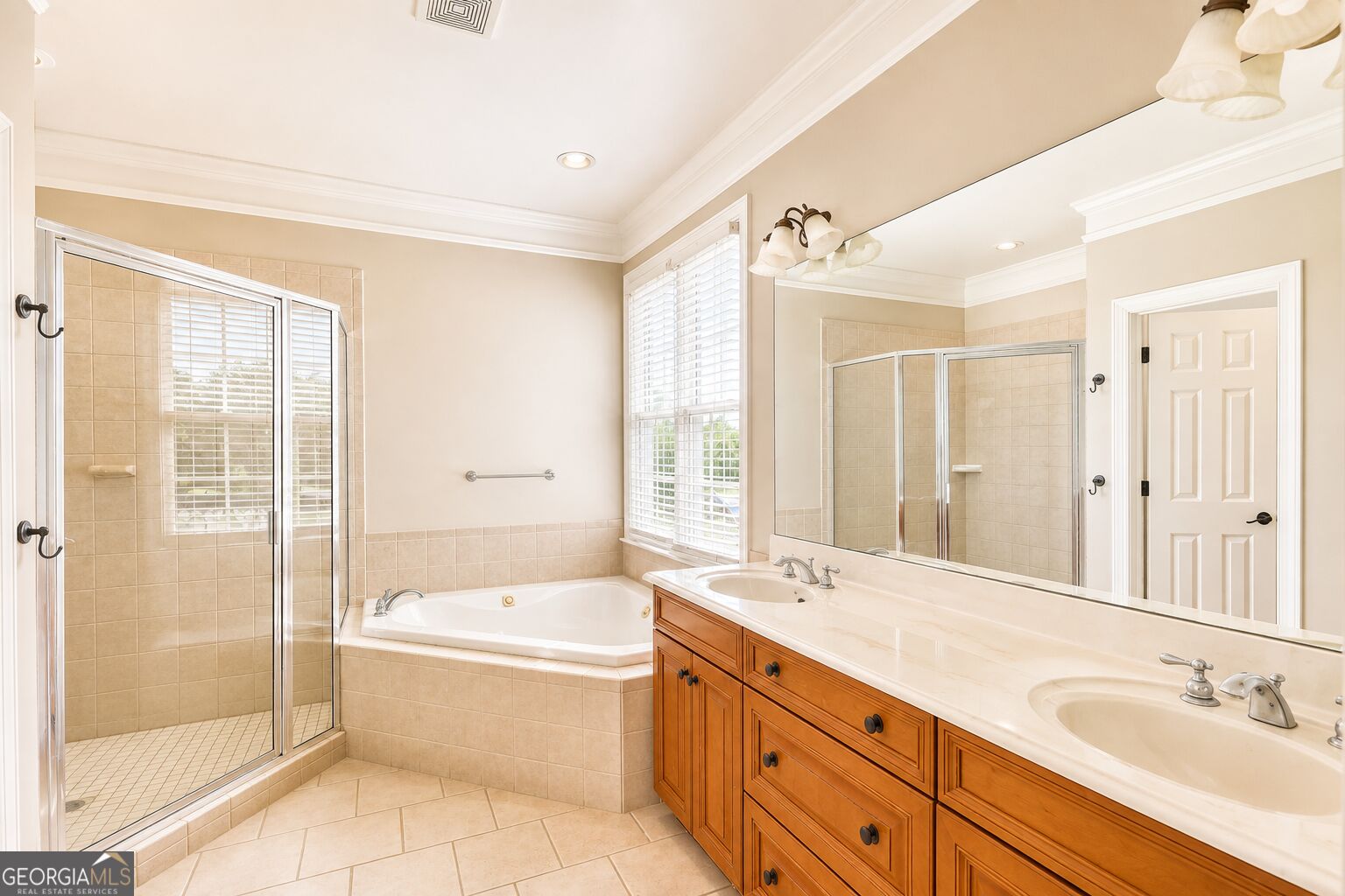 1201 Westminster Way Property Photo 24