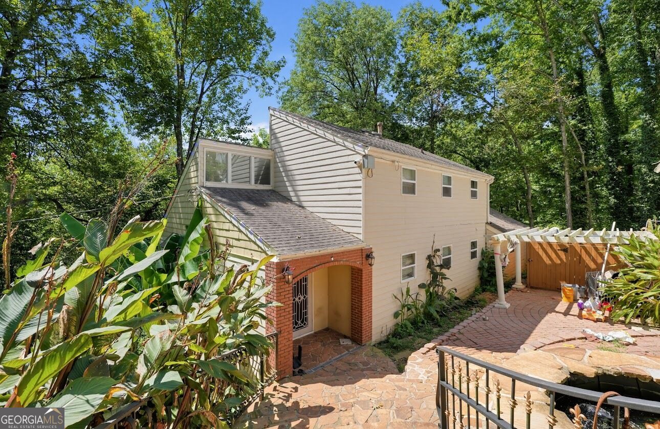 355 Nottingham Drive Property Photo 1