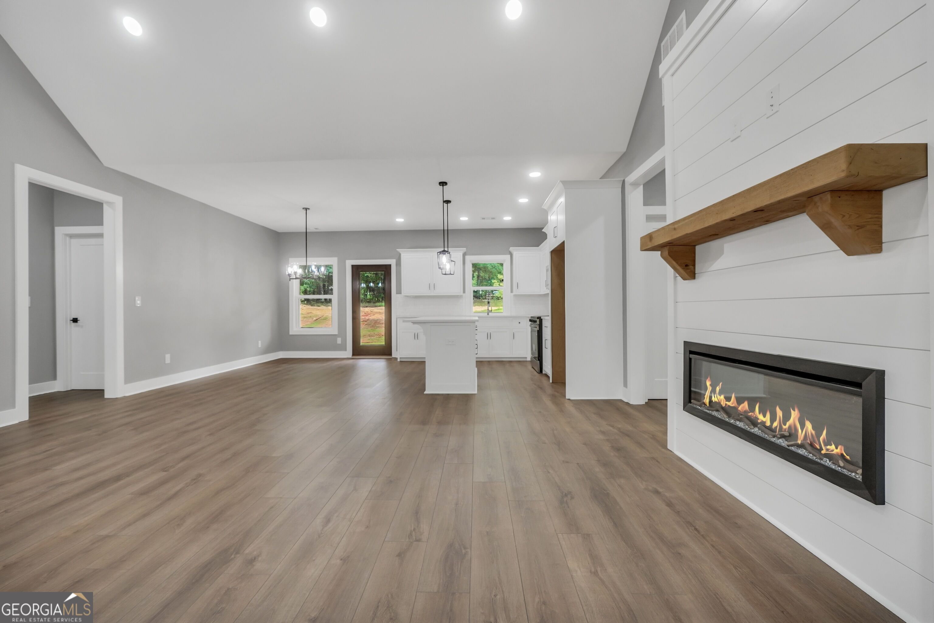 203 Mckneely Road Property Photo 9