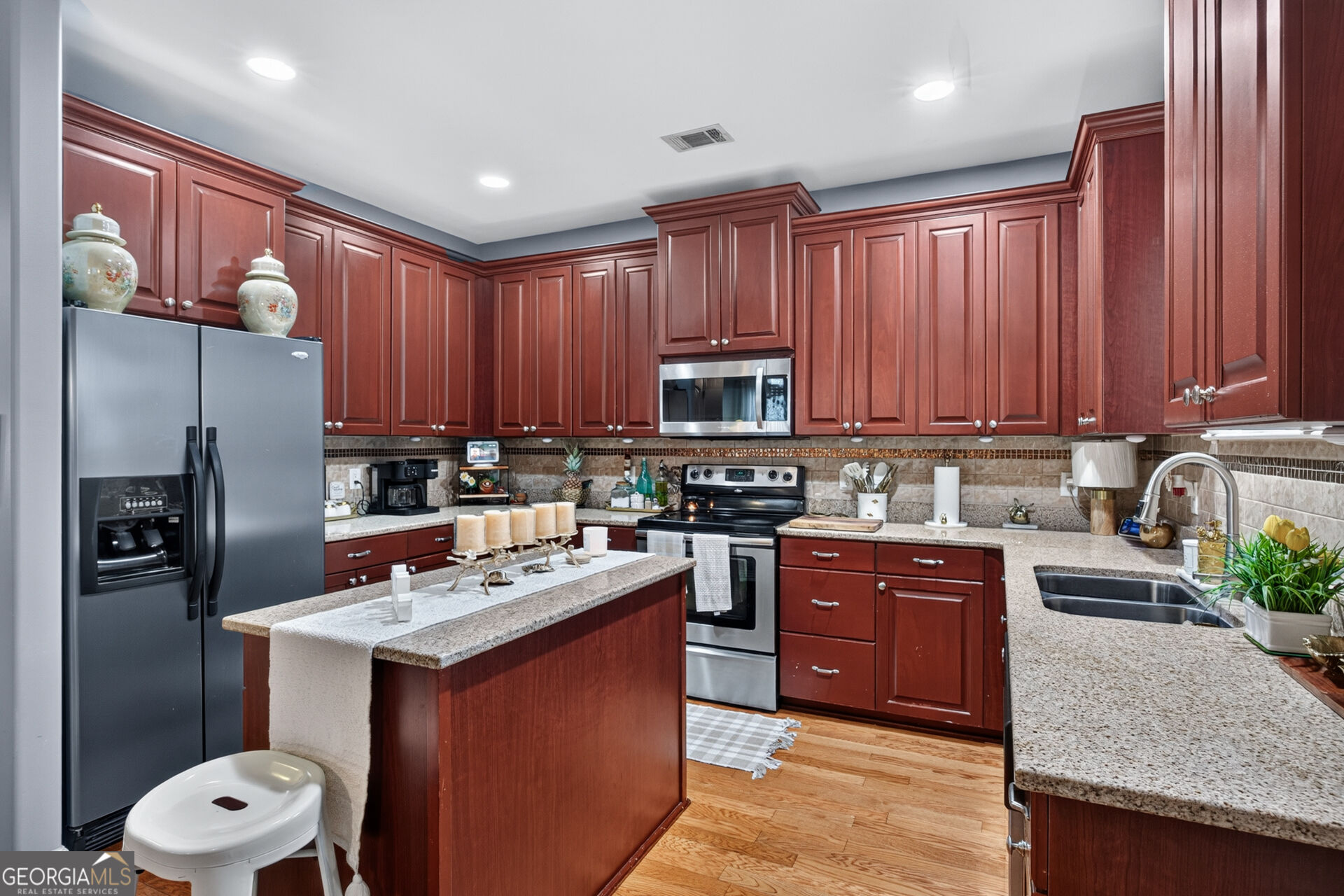 6 Castle Hill Road Property Photo 12
