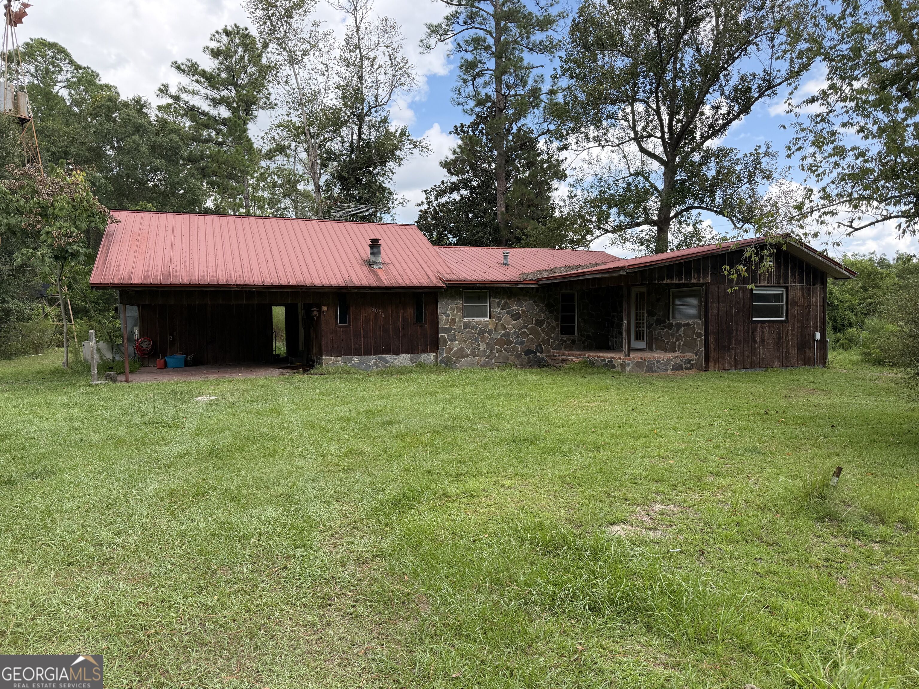 5034 Aarons Way Property Photo 5