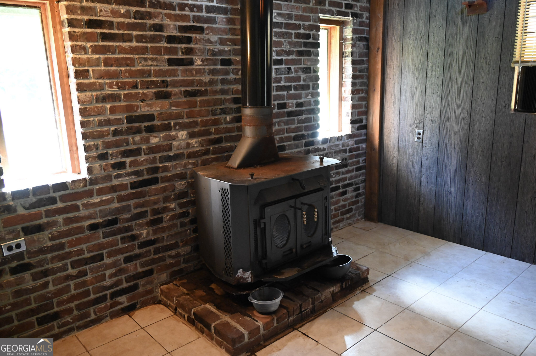 5034 Aarons Way Property Photo 11