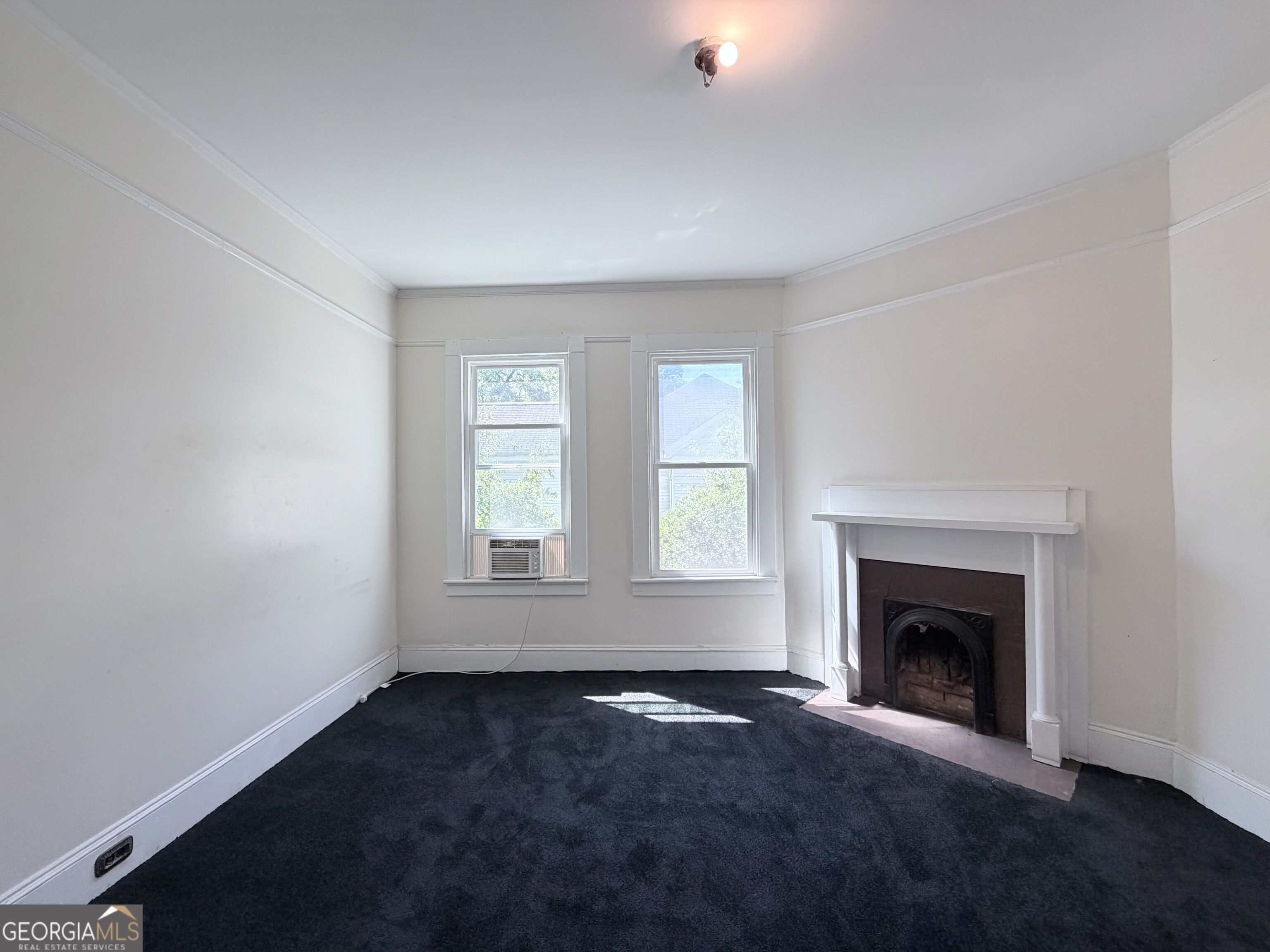 605 S Jefferson Street Property Photo 9