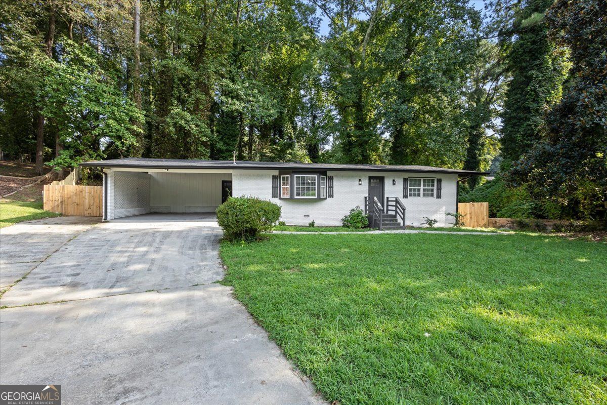4720 Shoshonee Trail Property Photo 1