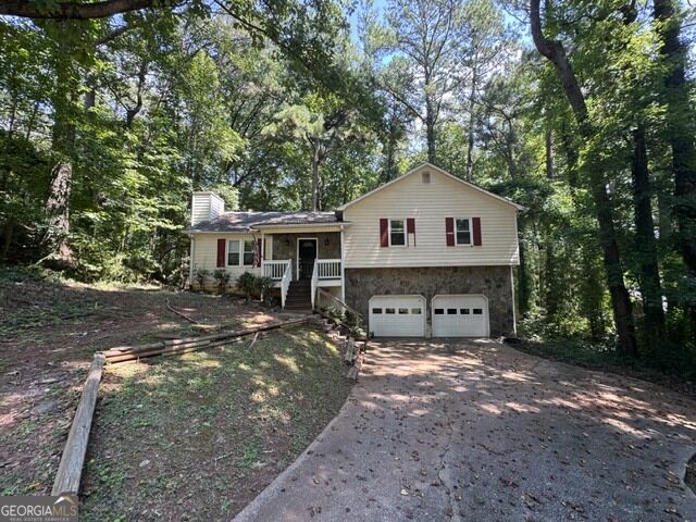 92 Fox Drive Property Photo 2