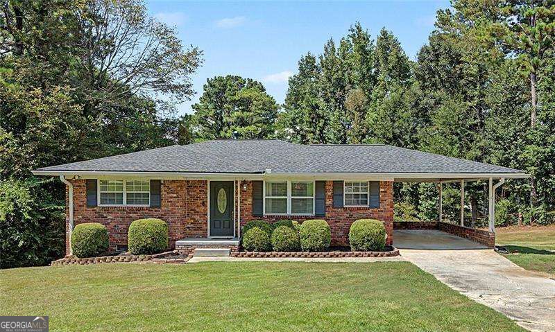 141 Cooper Lake Road Se Property Photo 1