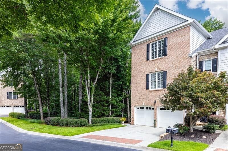 5492 Glenridge Drive # 524 Property Photo 1