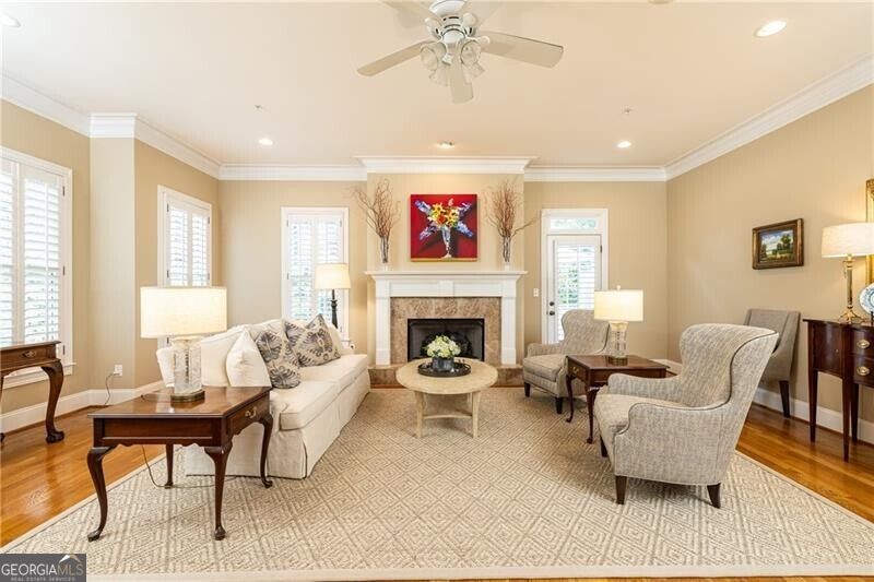 5492 Glenridge Drive # 524 Property Photo 1