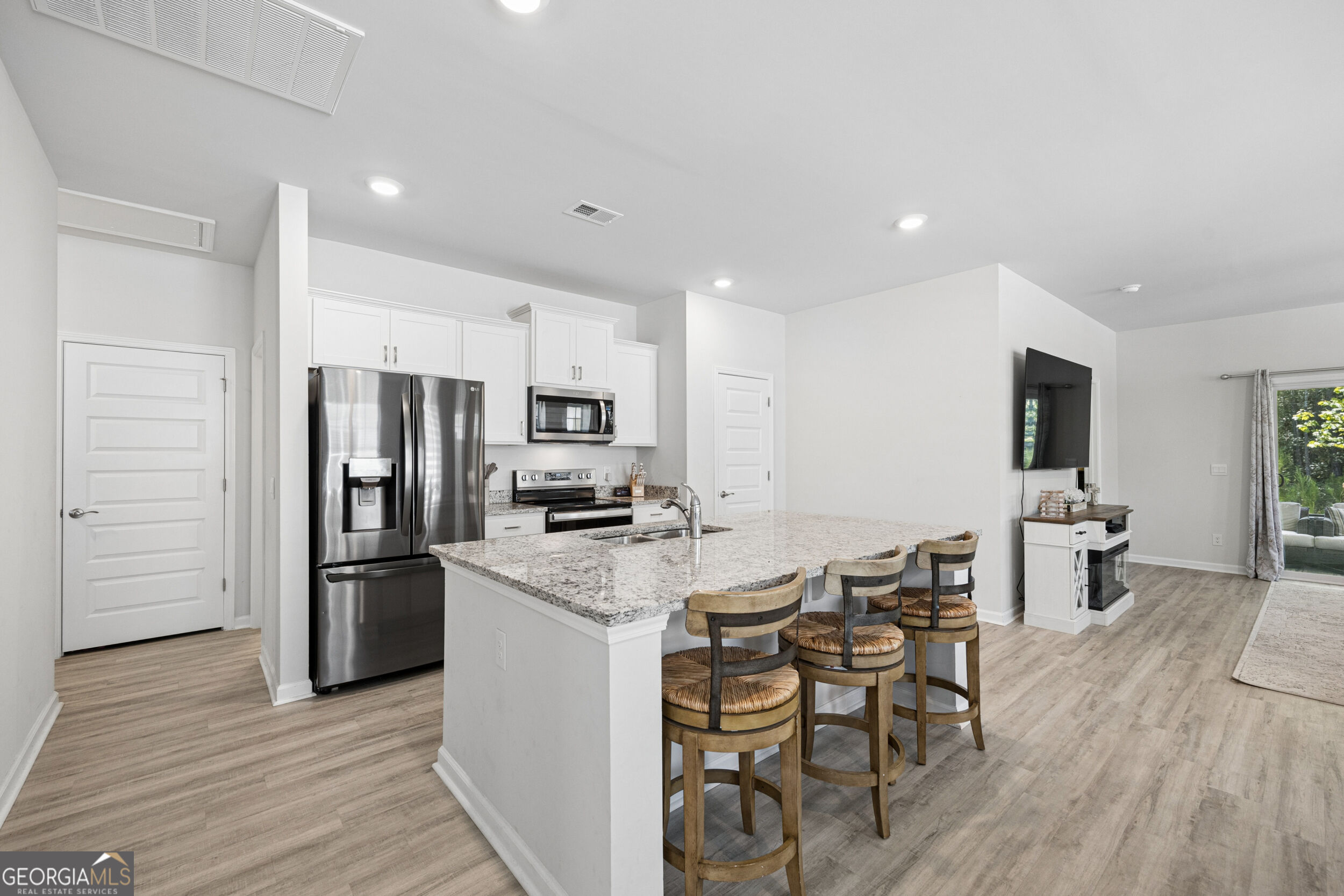 191 Holloway Hill Property Photo 10