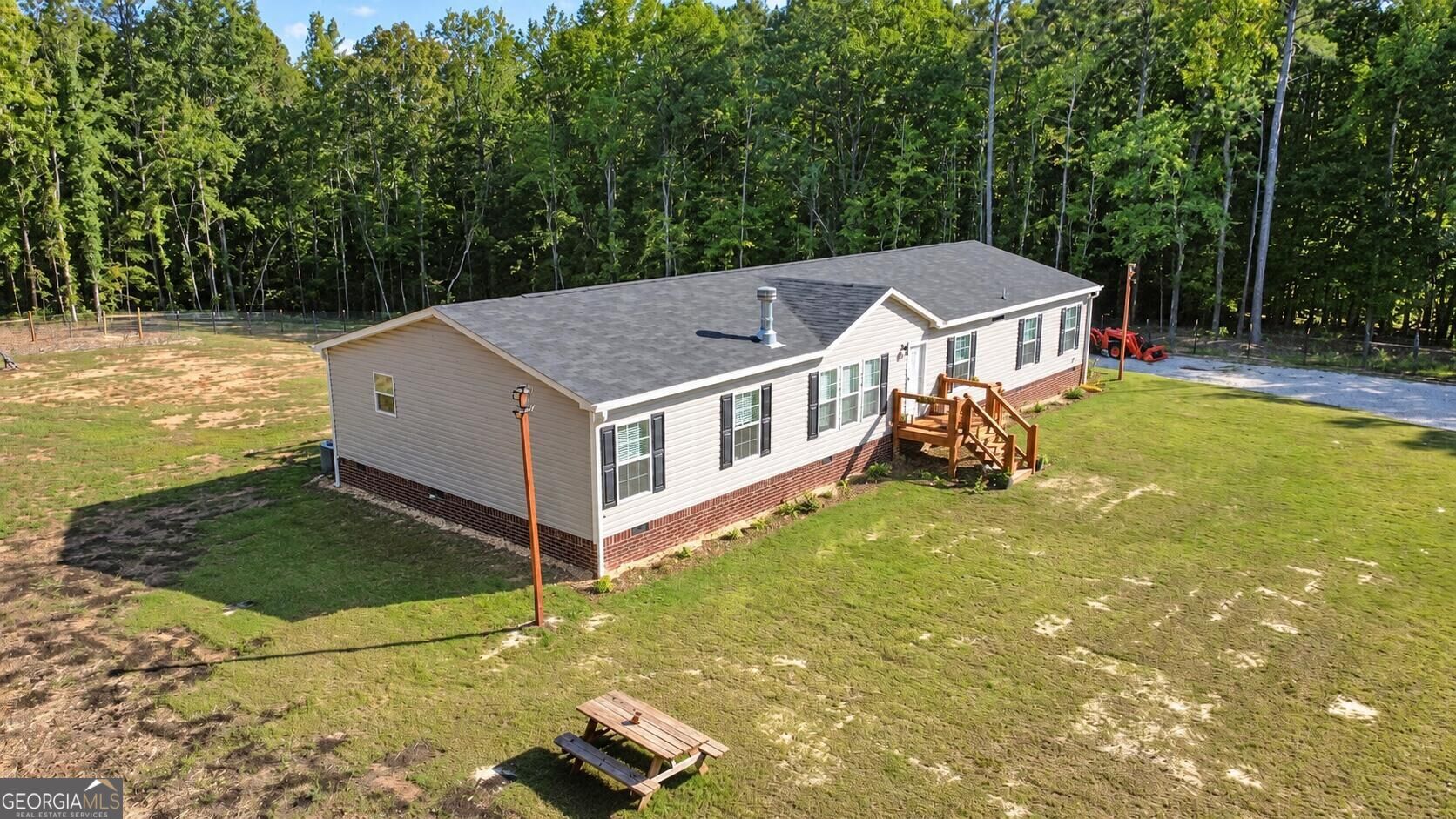 259 Hawks Trail Property Photo 2