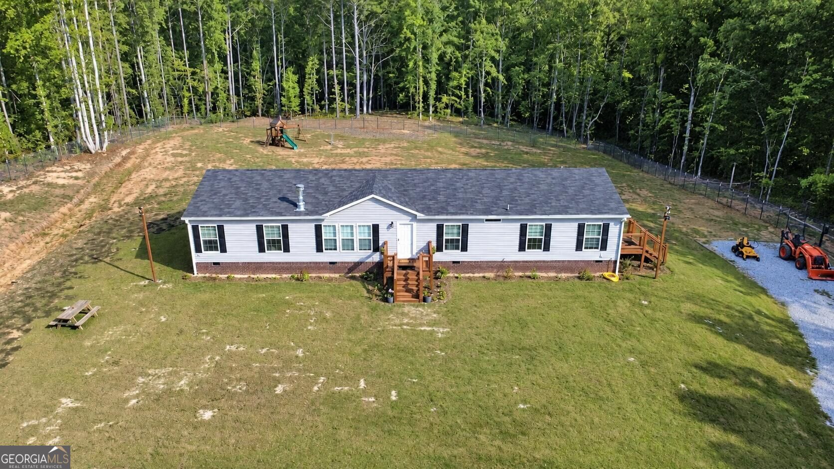 259 Hawks Trail Property Photo 4