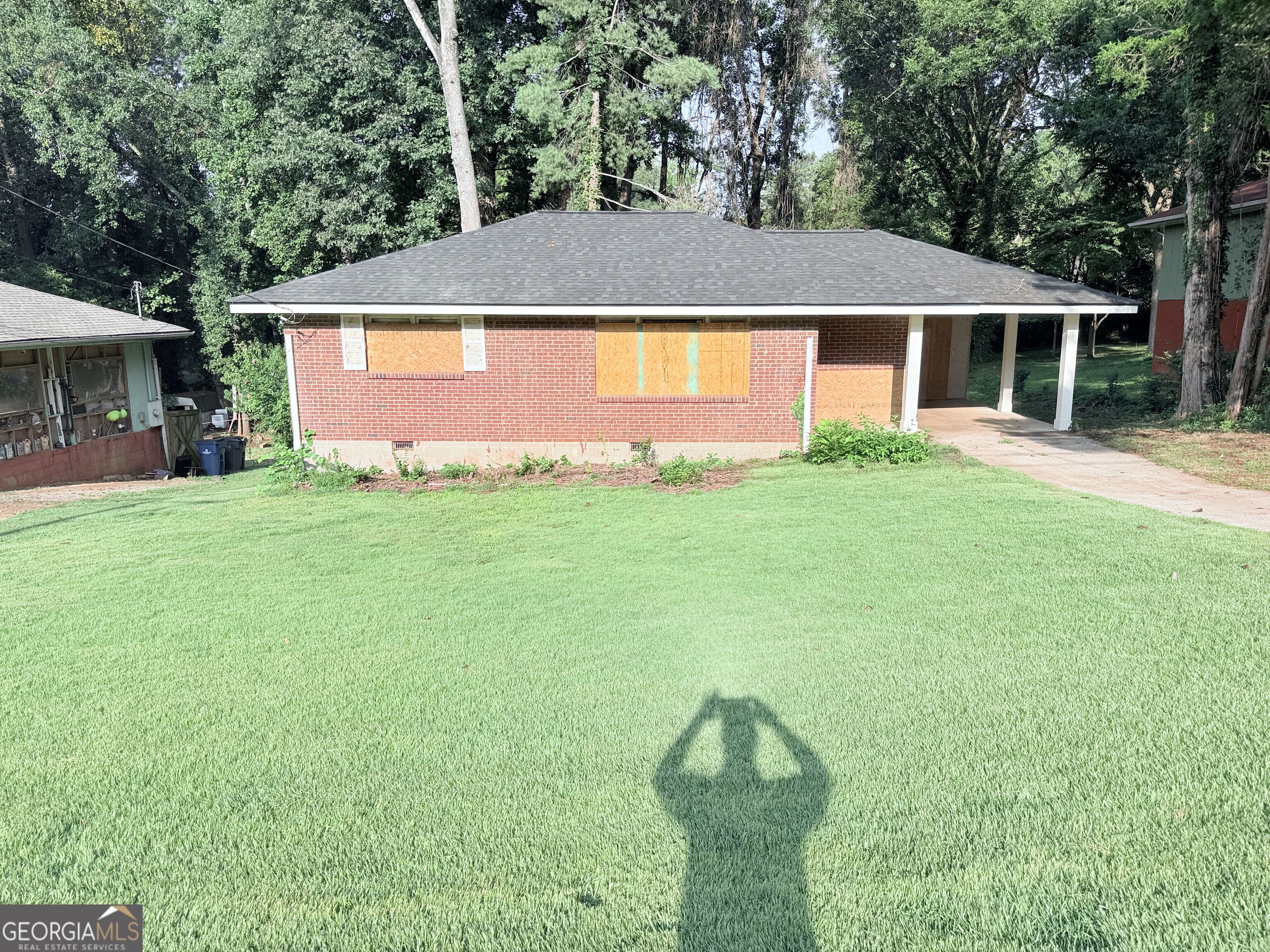 2879 Rockwood Road Property Photo 1