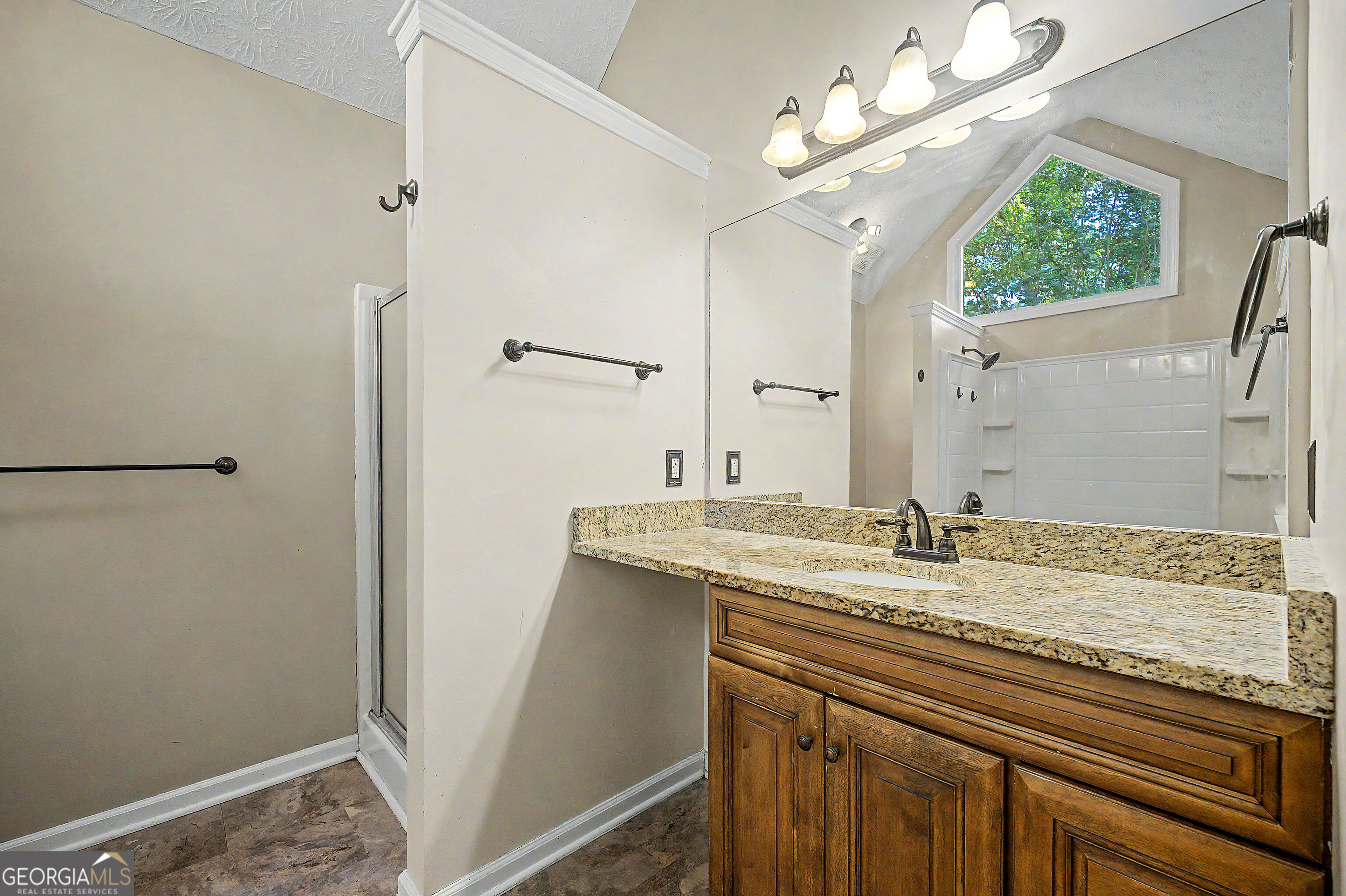204 Spring Circle Property Photo 12