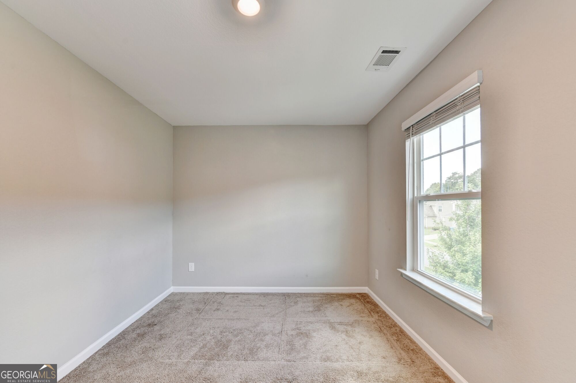784 Fitzroy Drive Property Photo 25