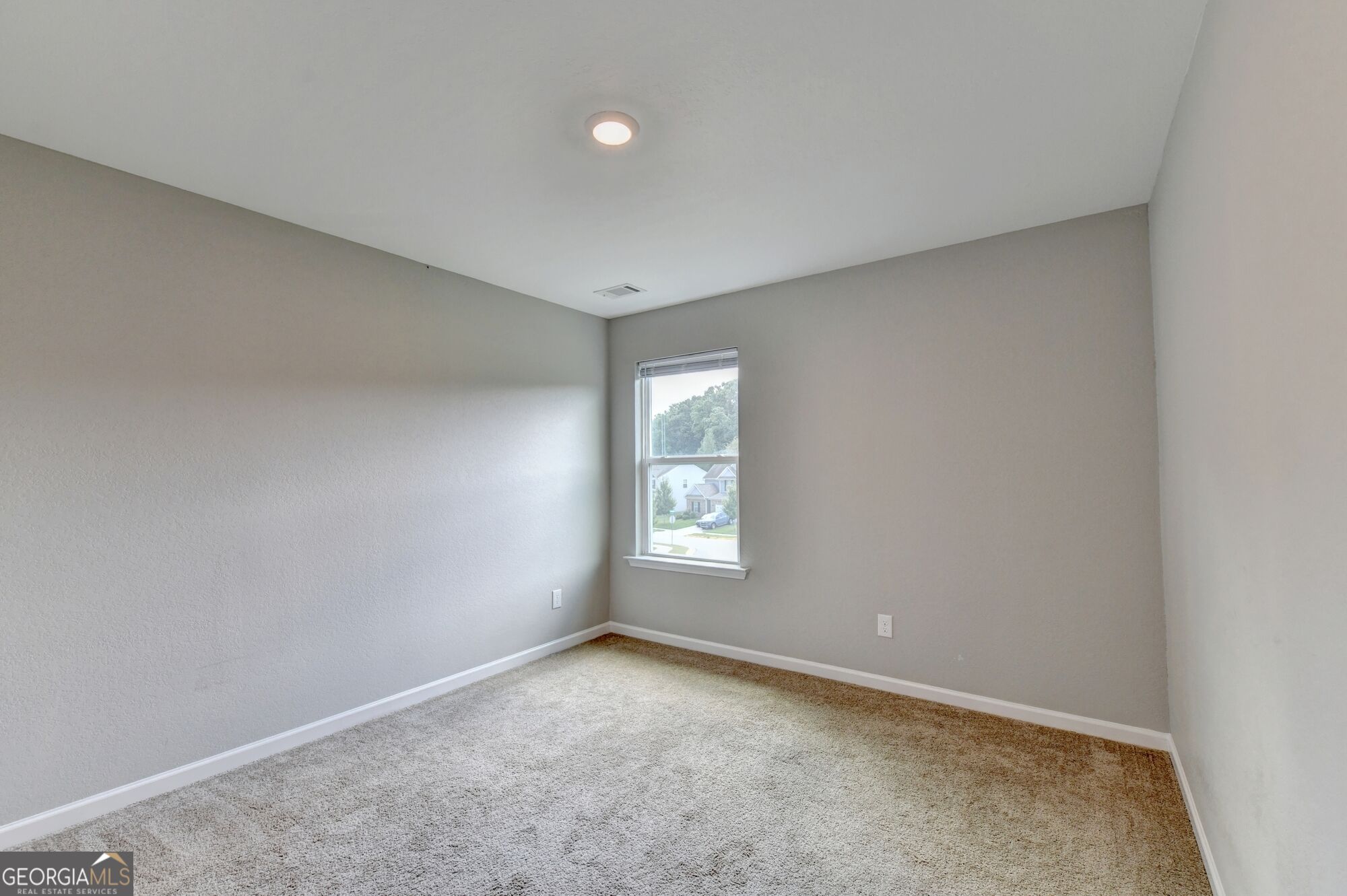 784 Fitzroy Drive Property Photo 32