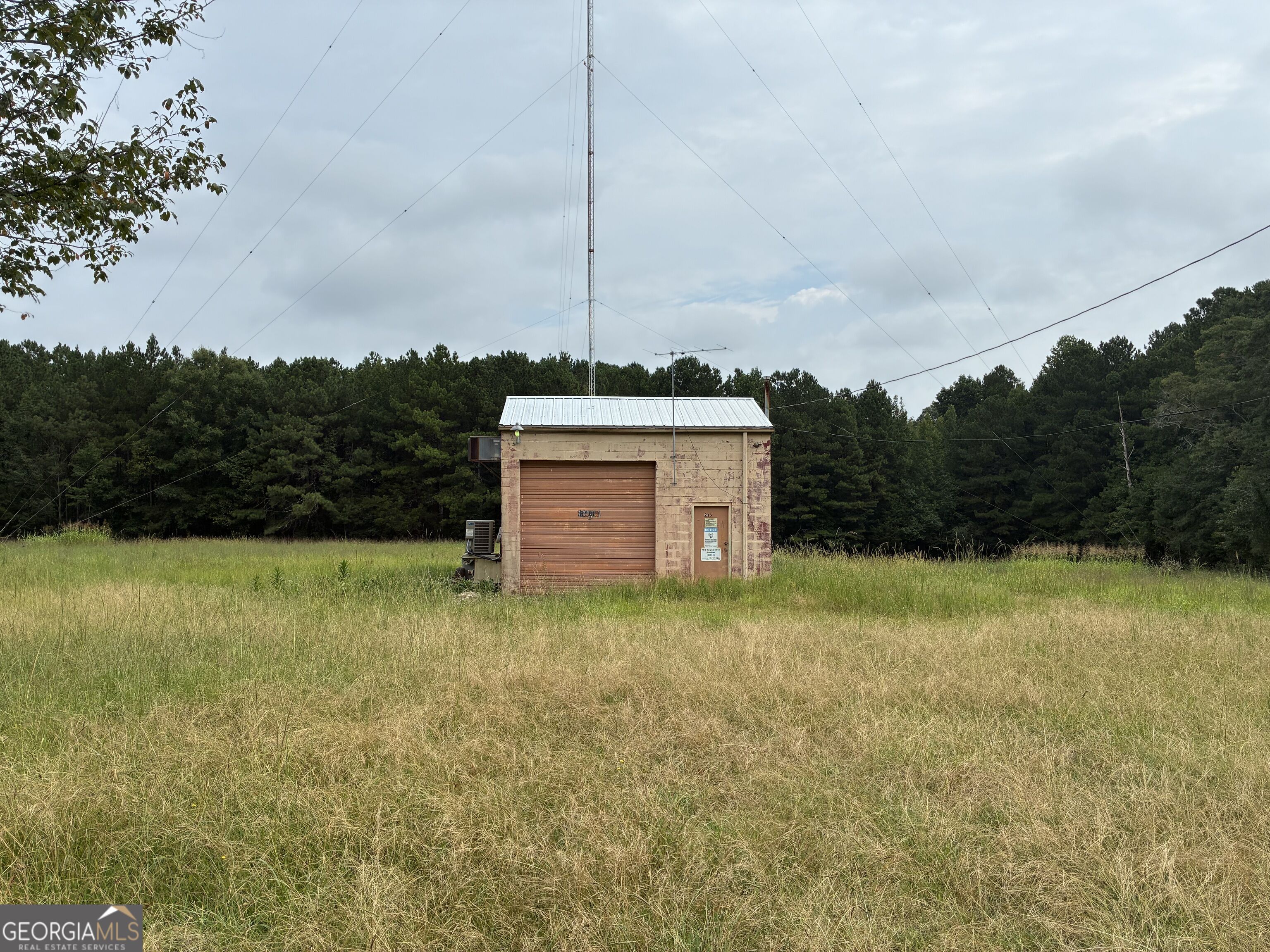 240 Cherry Hill Road Property Photo 2