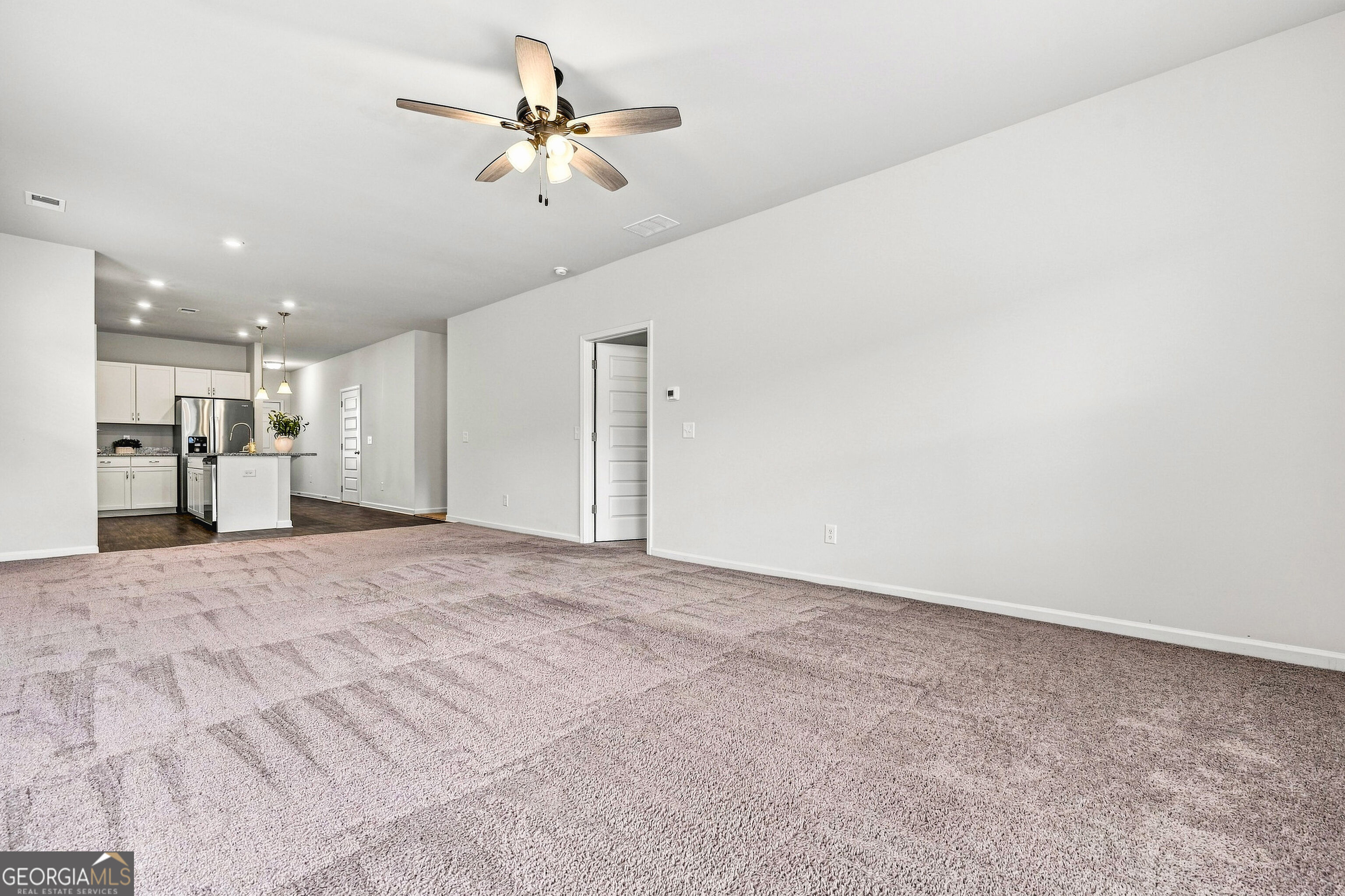 7 Crossroad Circle Property Photo 18