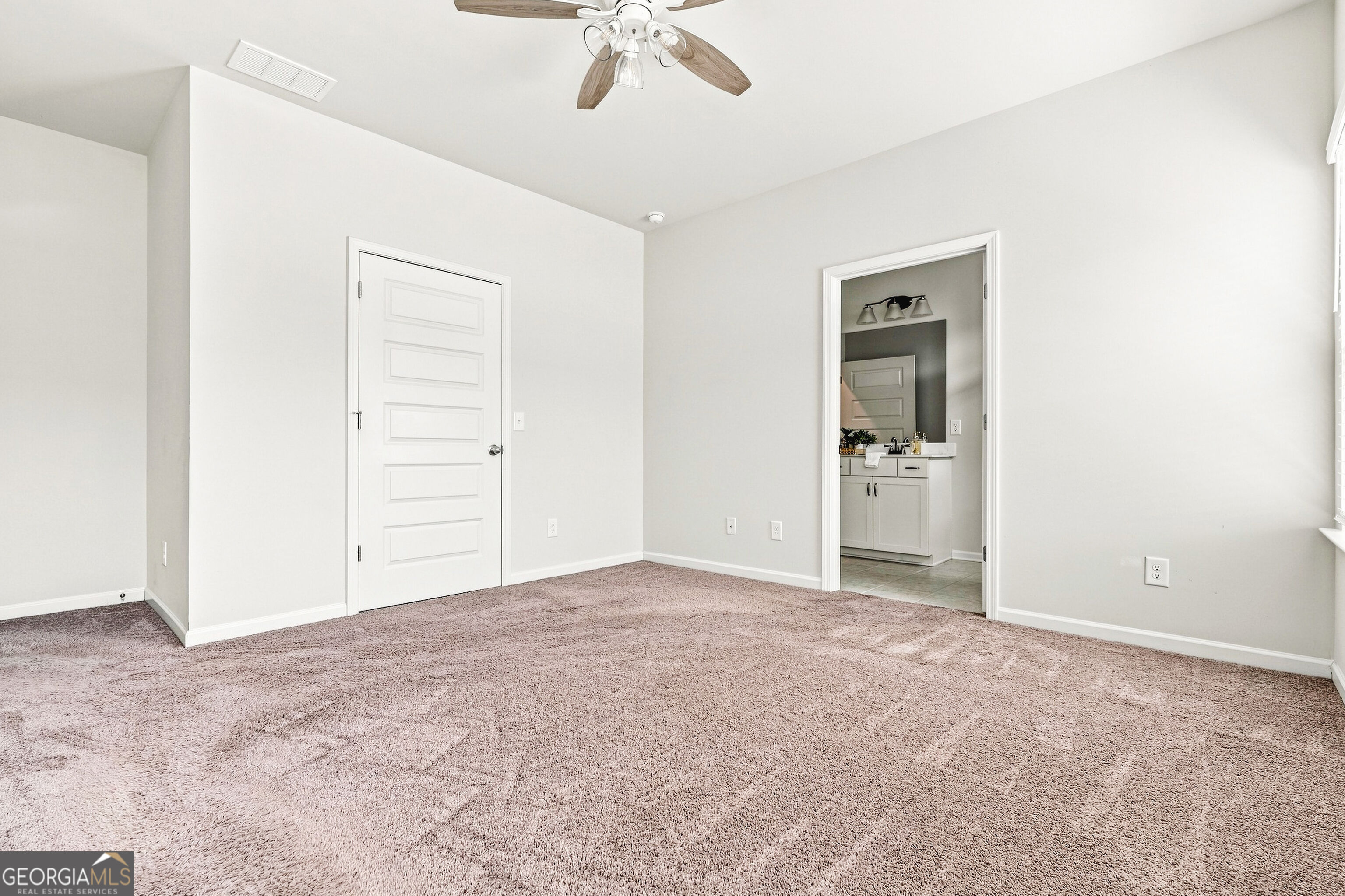 7 Crossroad Circle Property Photo 21