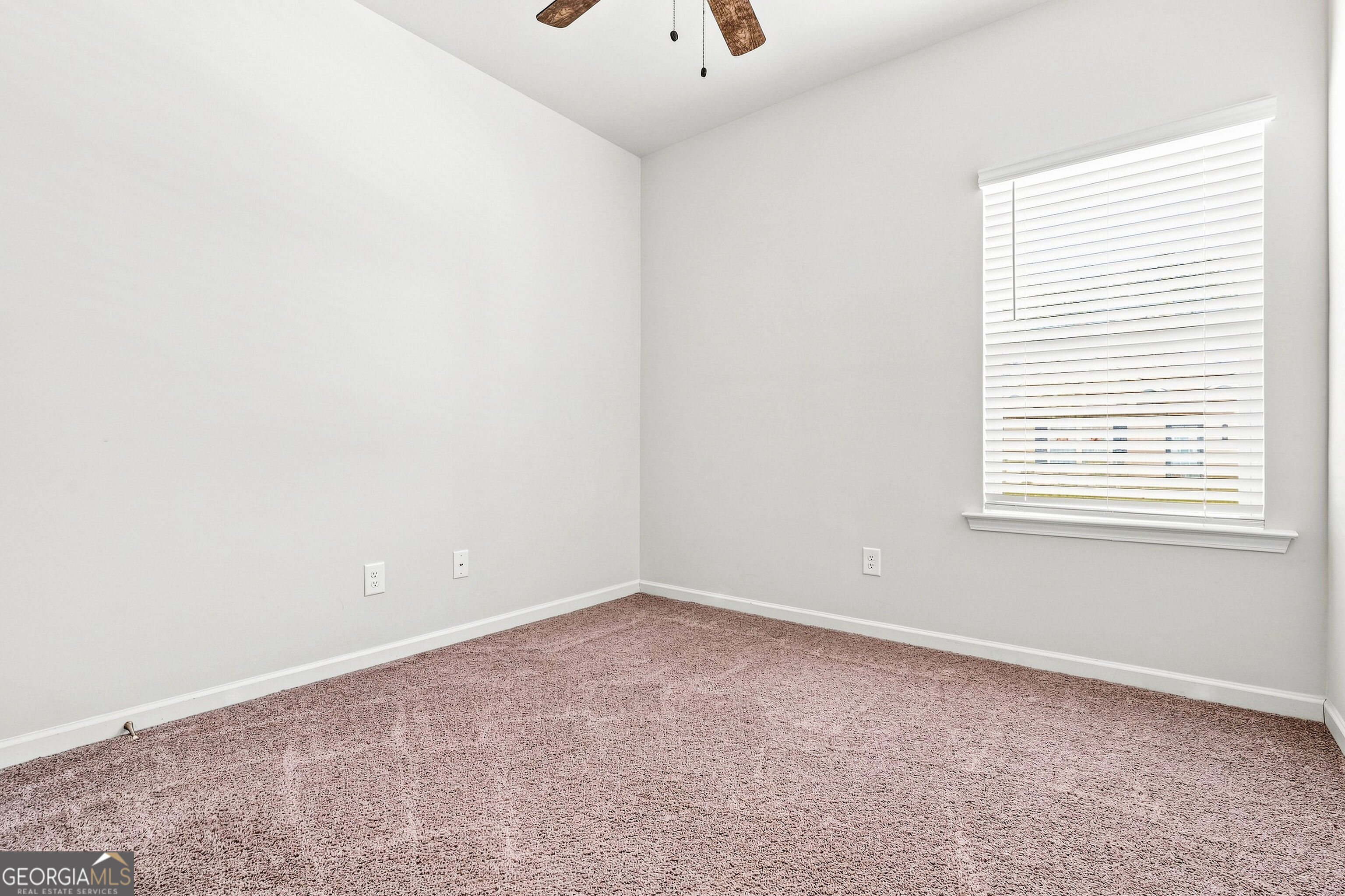 7 Crossroad Circle Property Photo 27