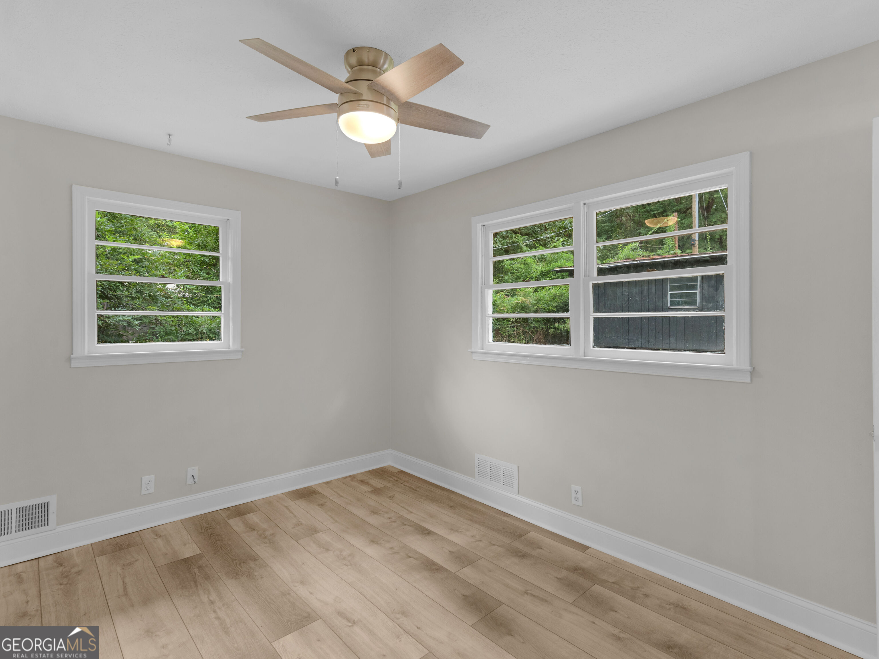1635 Vineyard Road Property Photo 3