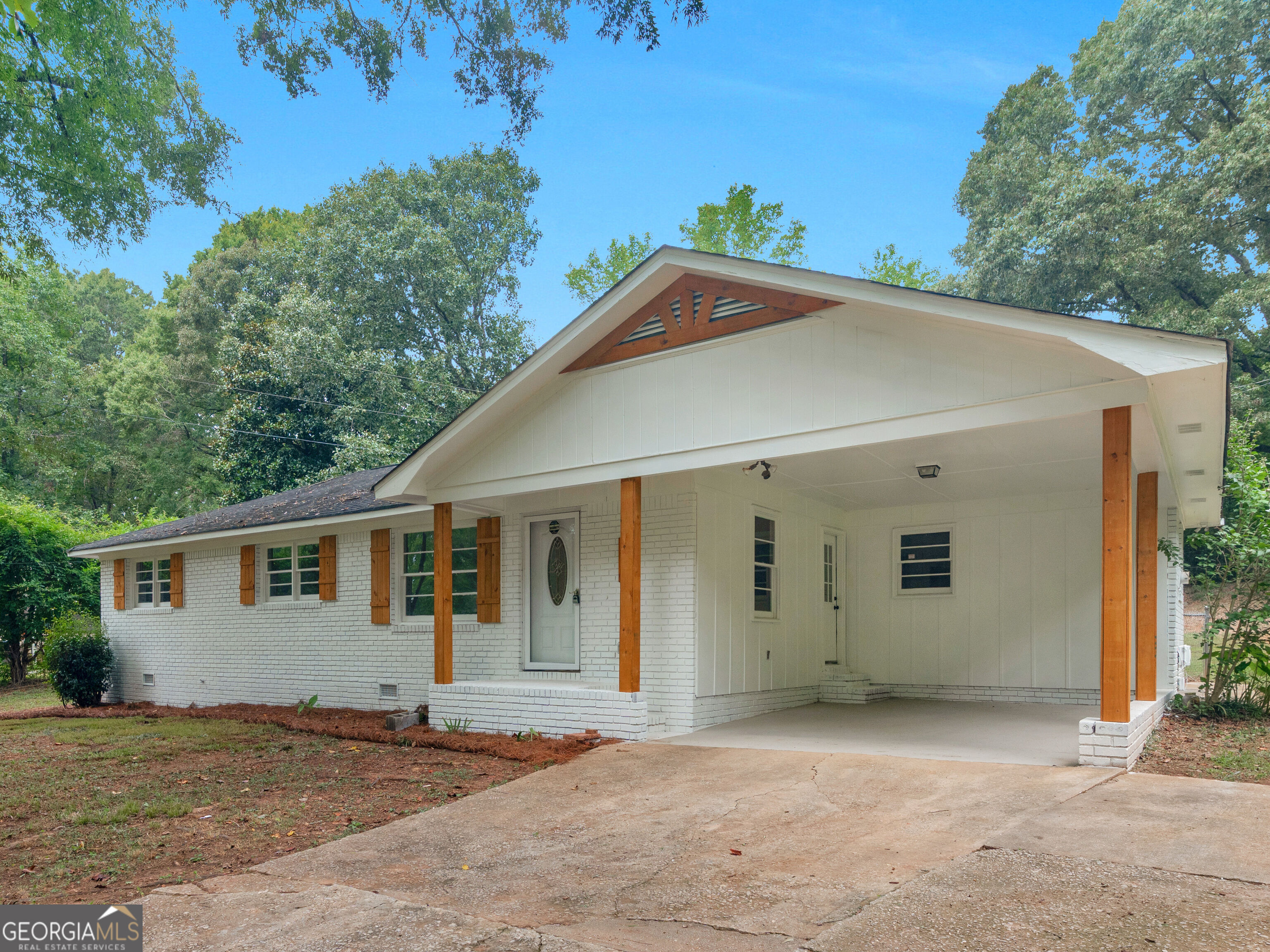 1635 Vineyard Road Property Photo 13