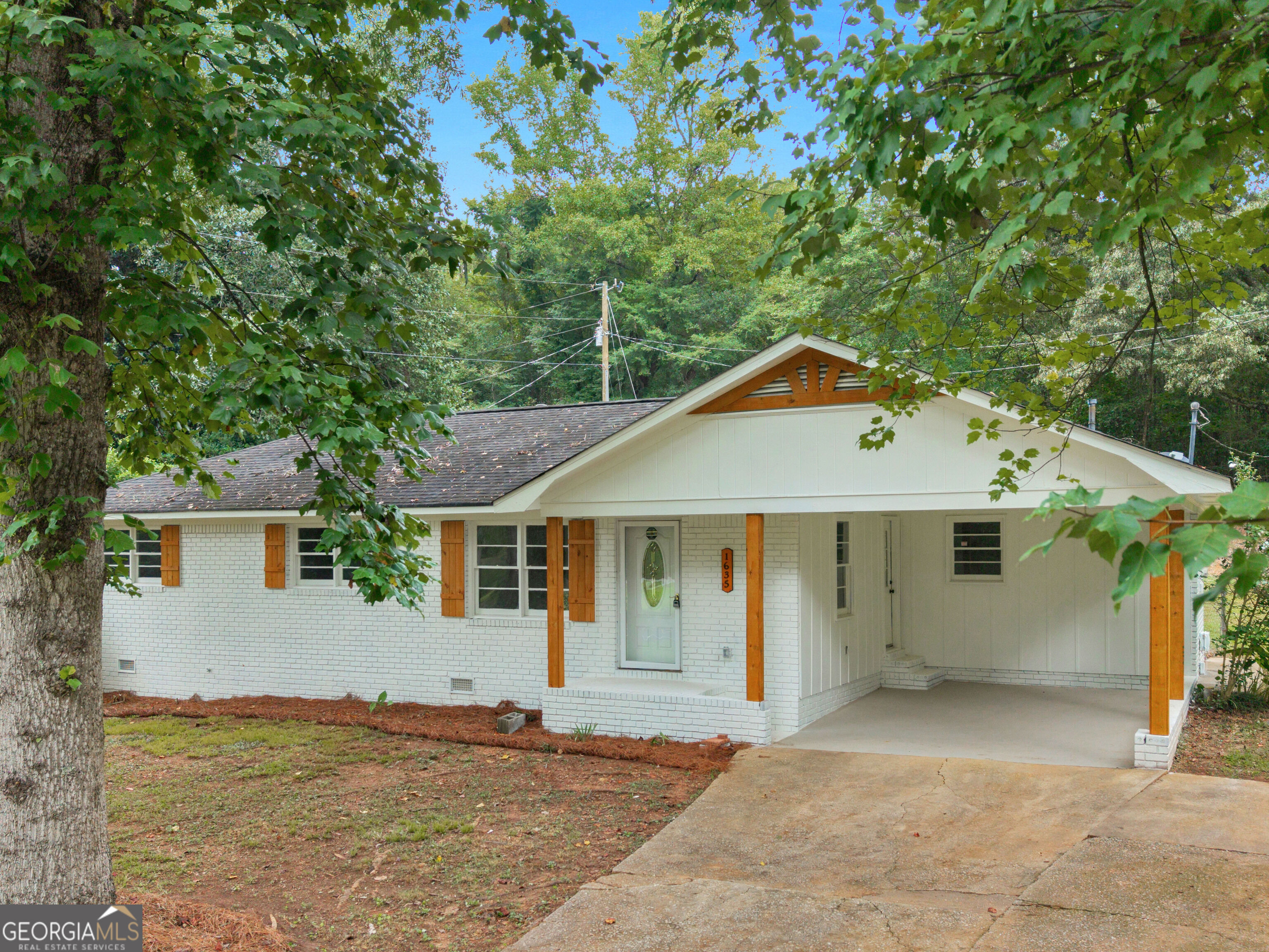 1635 Vineyard Road Property Photo 16