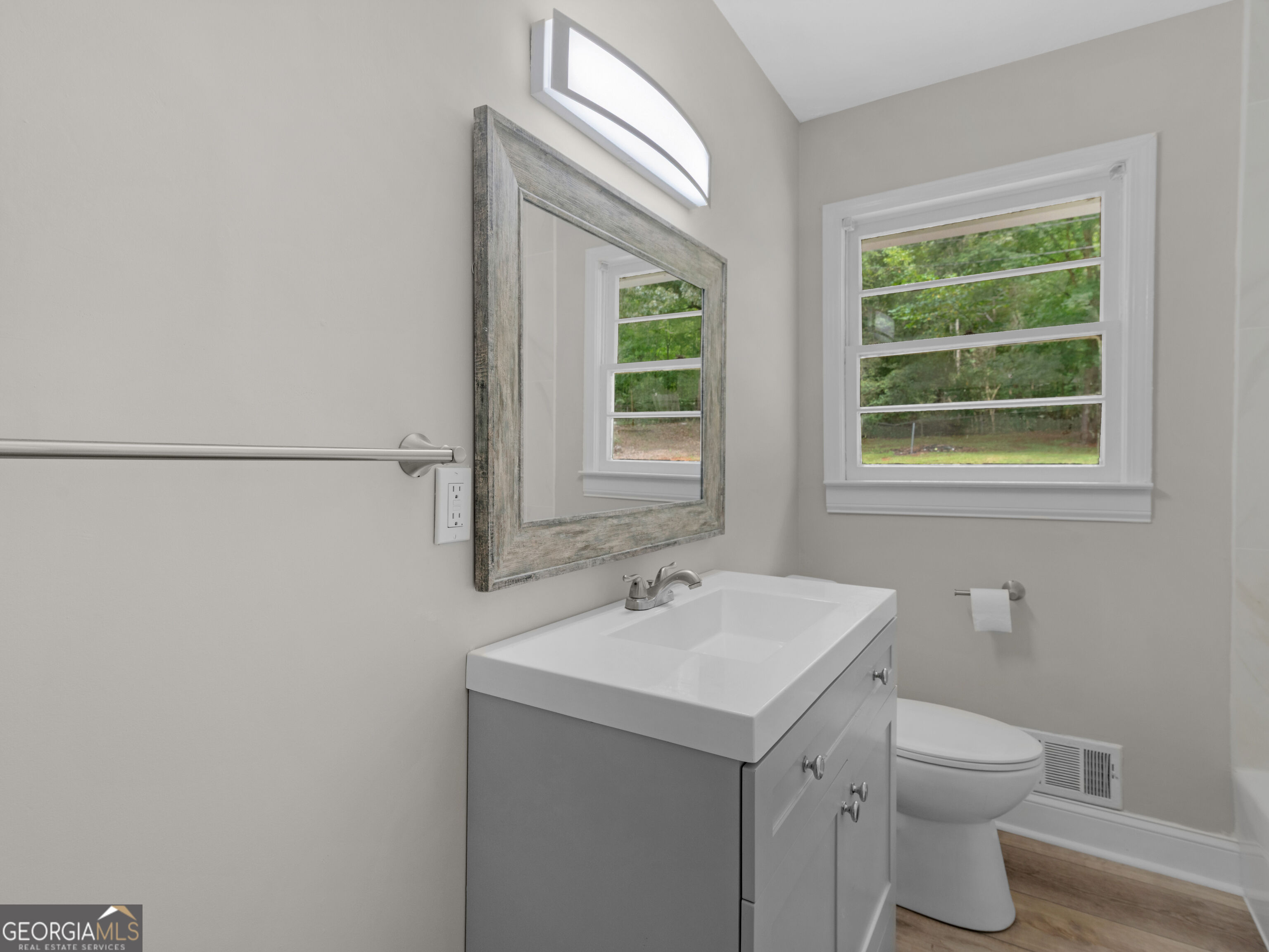 1635 Vineyard Road Property Photo 17