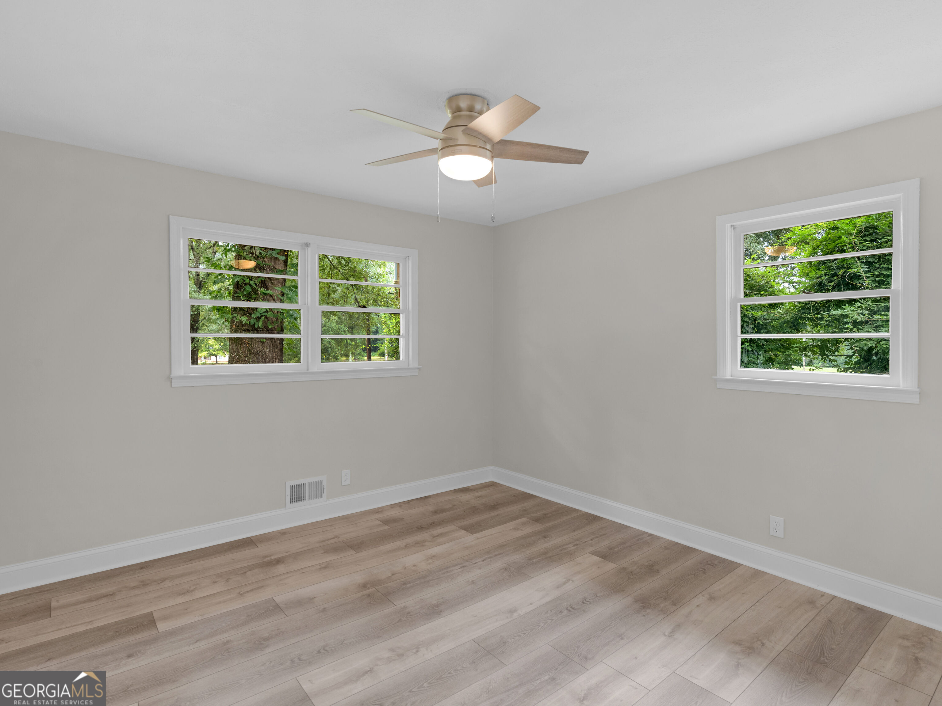 1635 Vineyard Road Property Photo 20