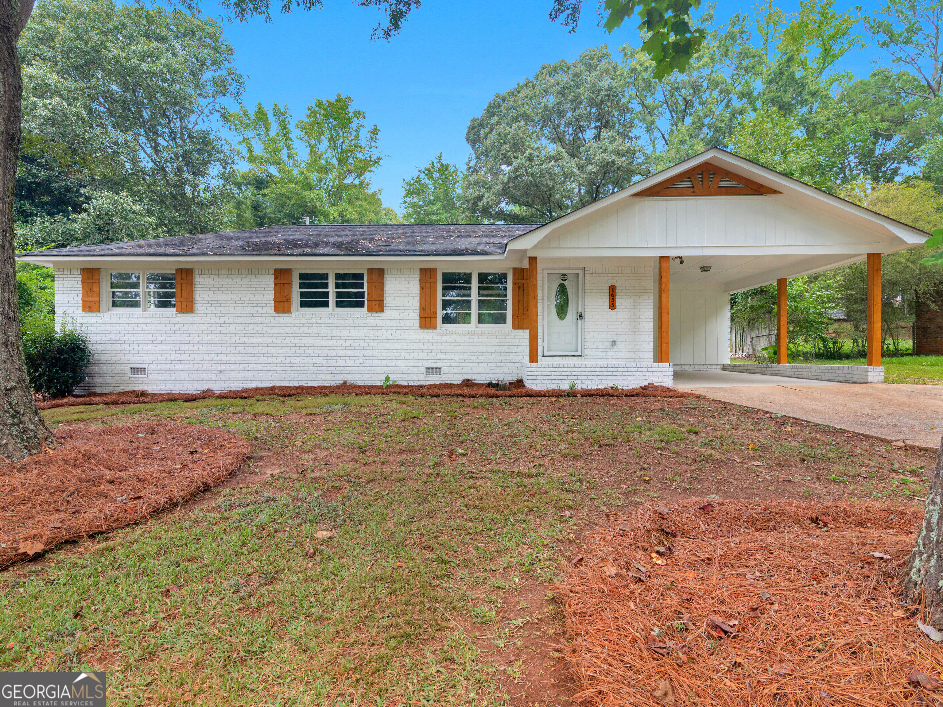 1635 Vineyard Road Property Photo 28