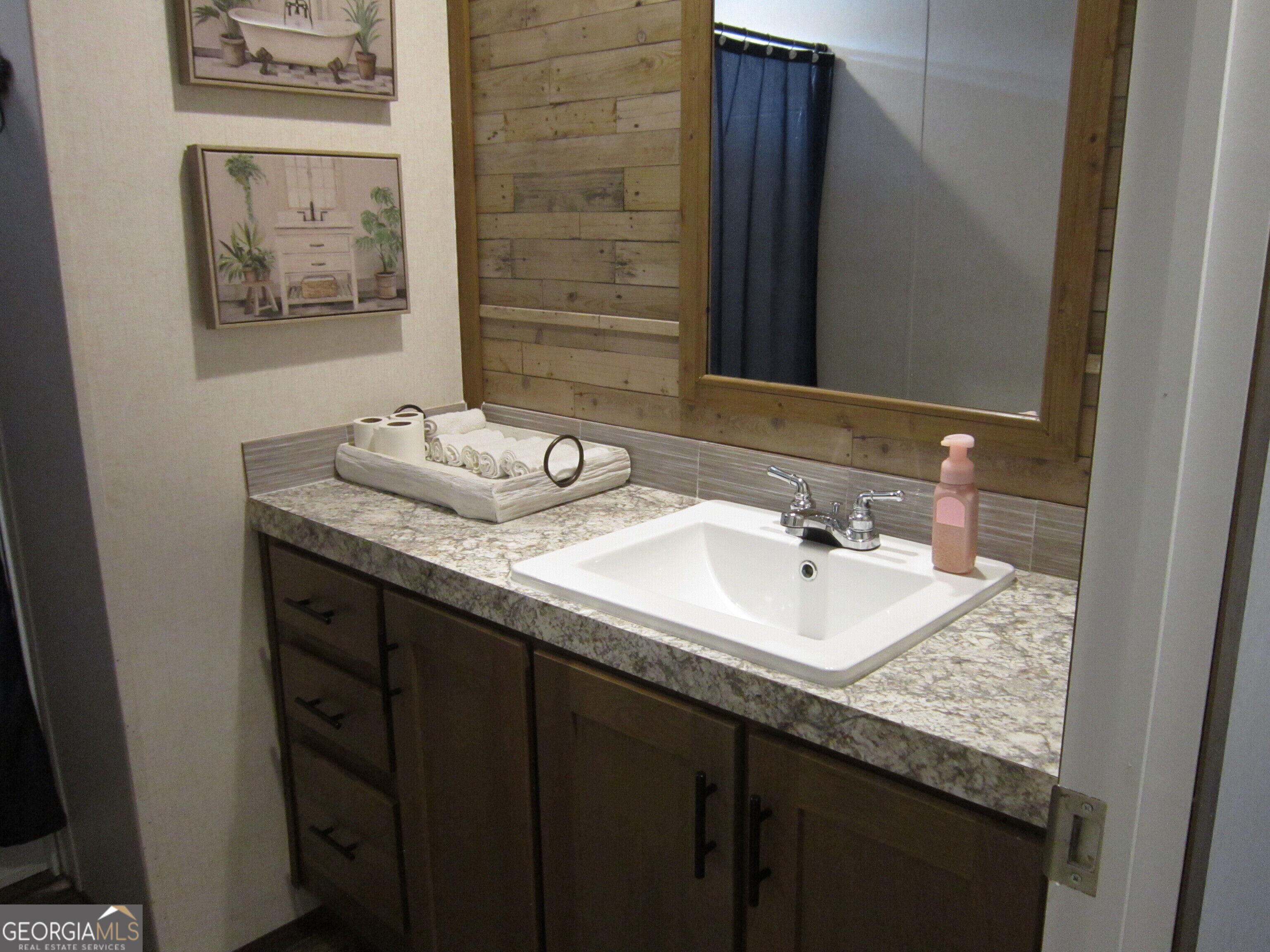 374 Robin Lane # 374r Property Photo 23