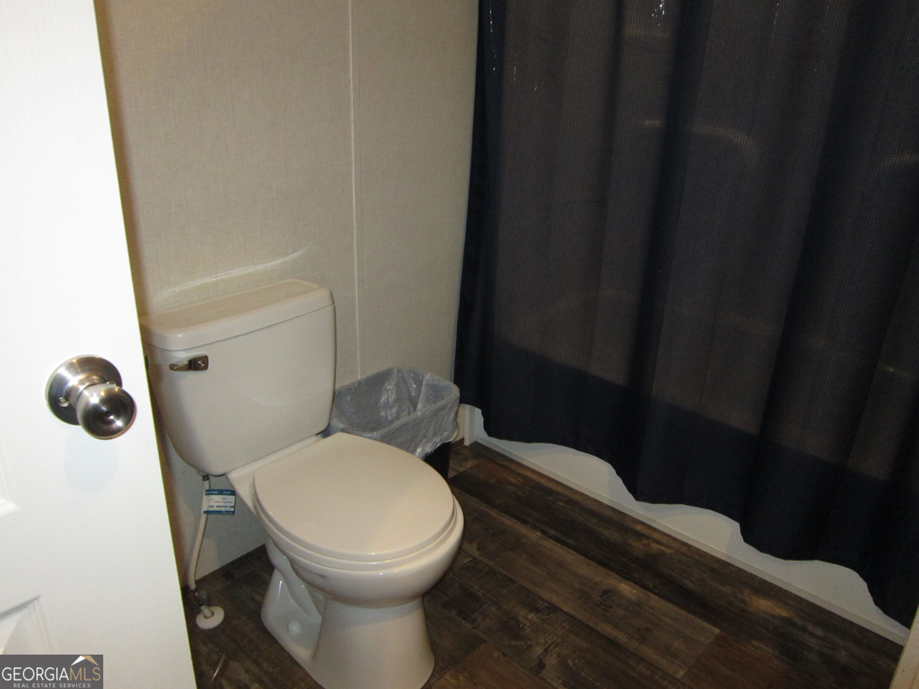 374 Robin Lane # 374r Property Photo 25