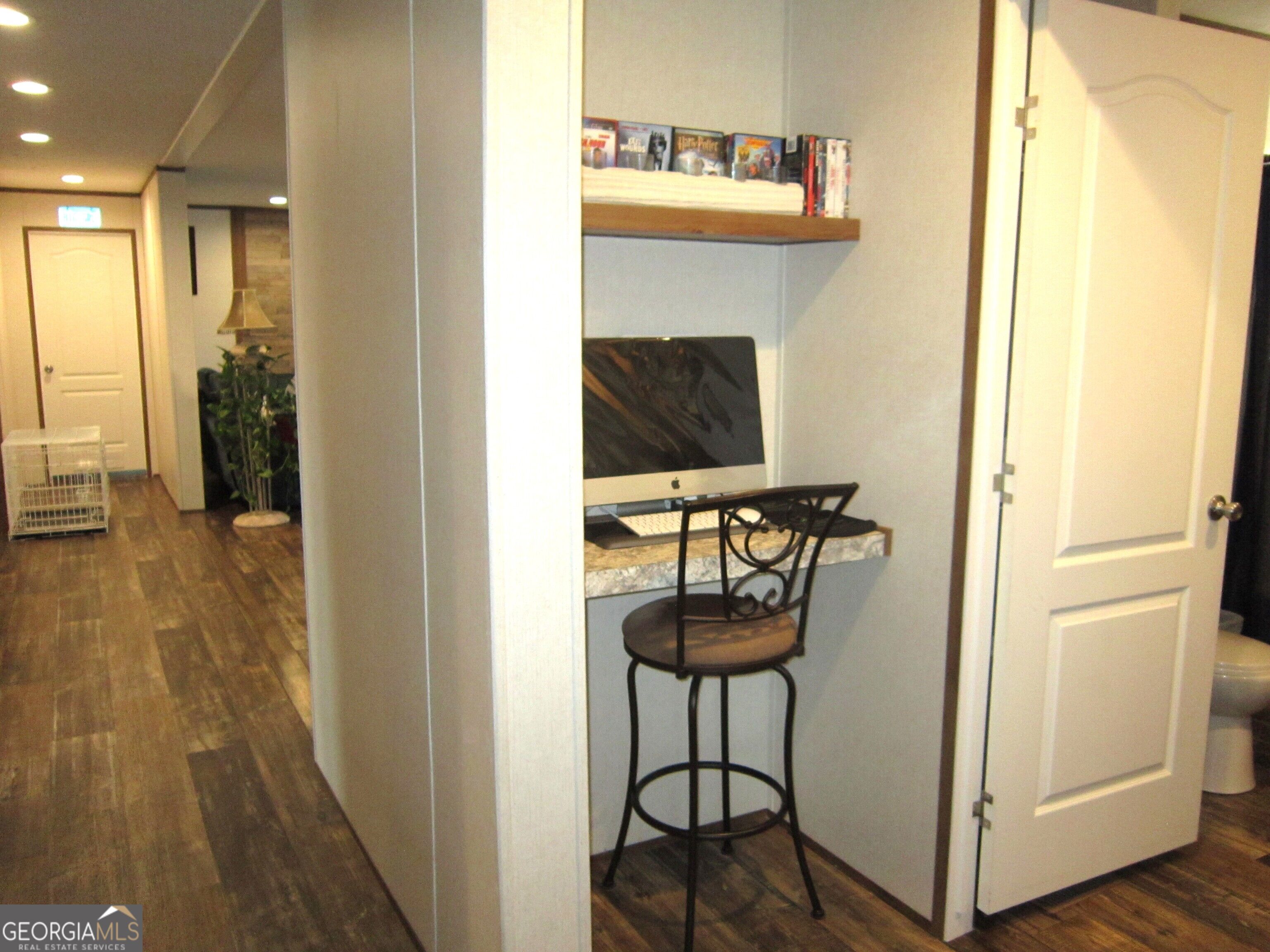 374 Robin Lane # 374r Property Photo 26