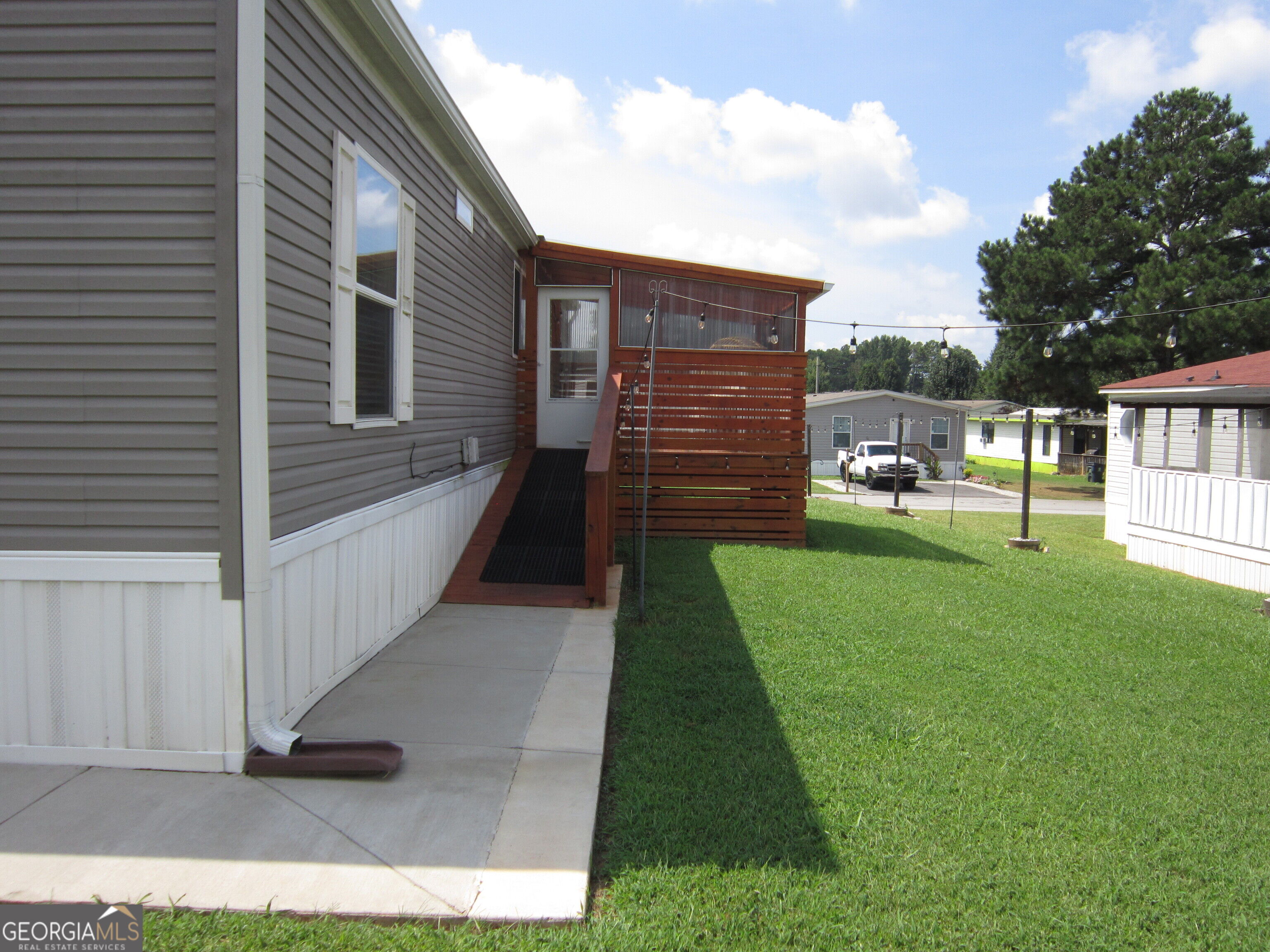 374 Robin Lane # 374r Property Photo 27