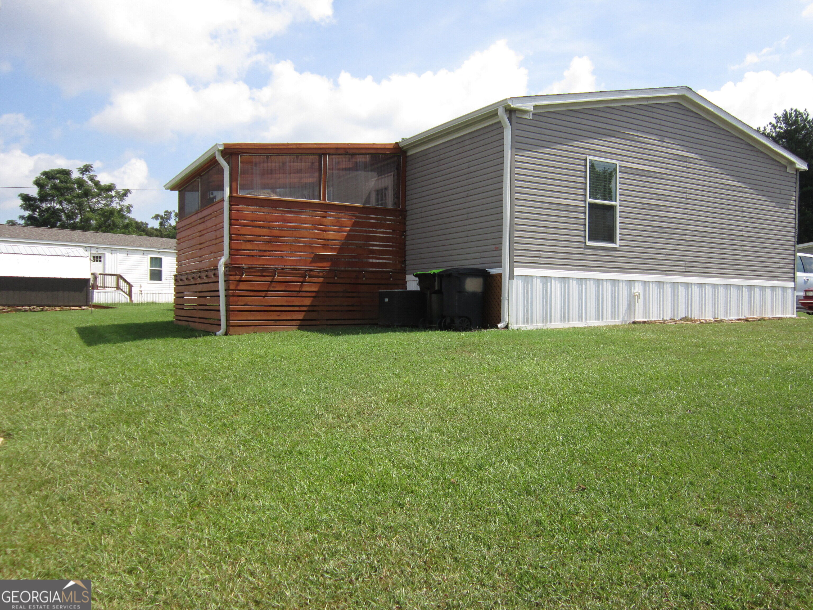 374 Robin Lane # 374r Property Photo 33