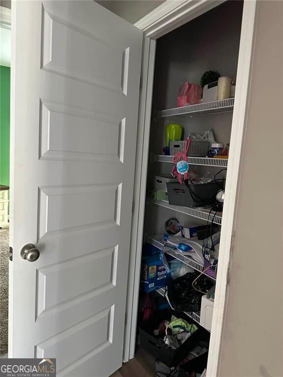409 Pivot Point Property Photo 17