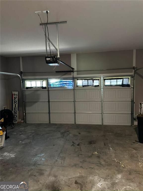409 Pivot Point Property Photo 35
